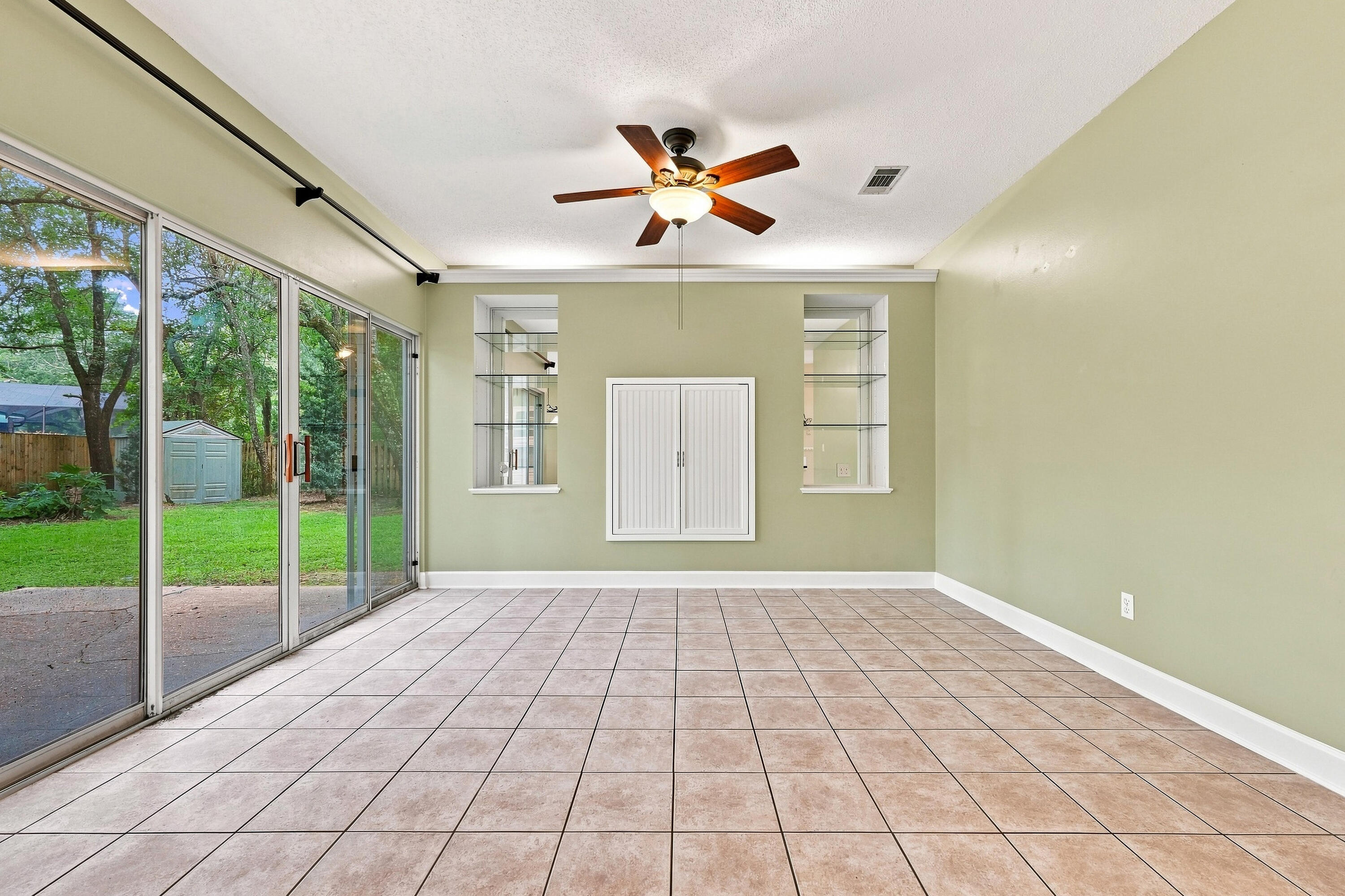 PARKWOOD ESTATES PH 2 BLUEWATER BAY - Residential Lease