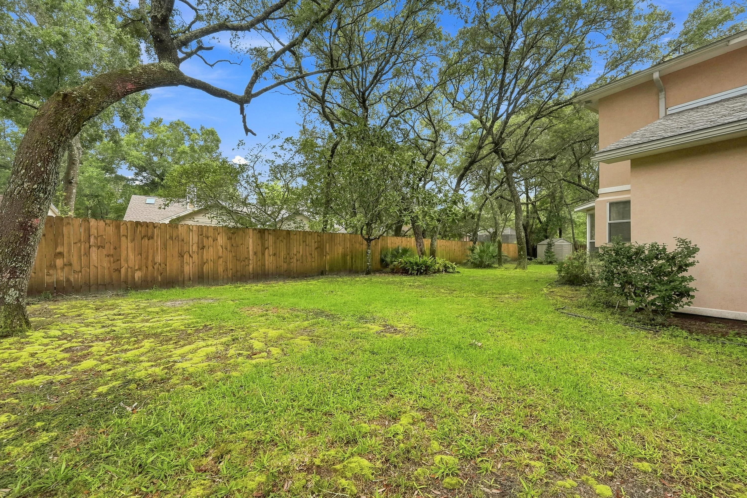 PARKWOOD ESTATES PH 2 BLUEWATER BAY - Residential Lease