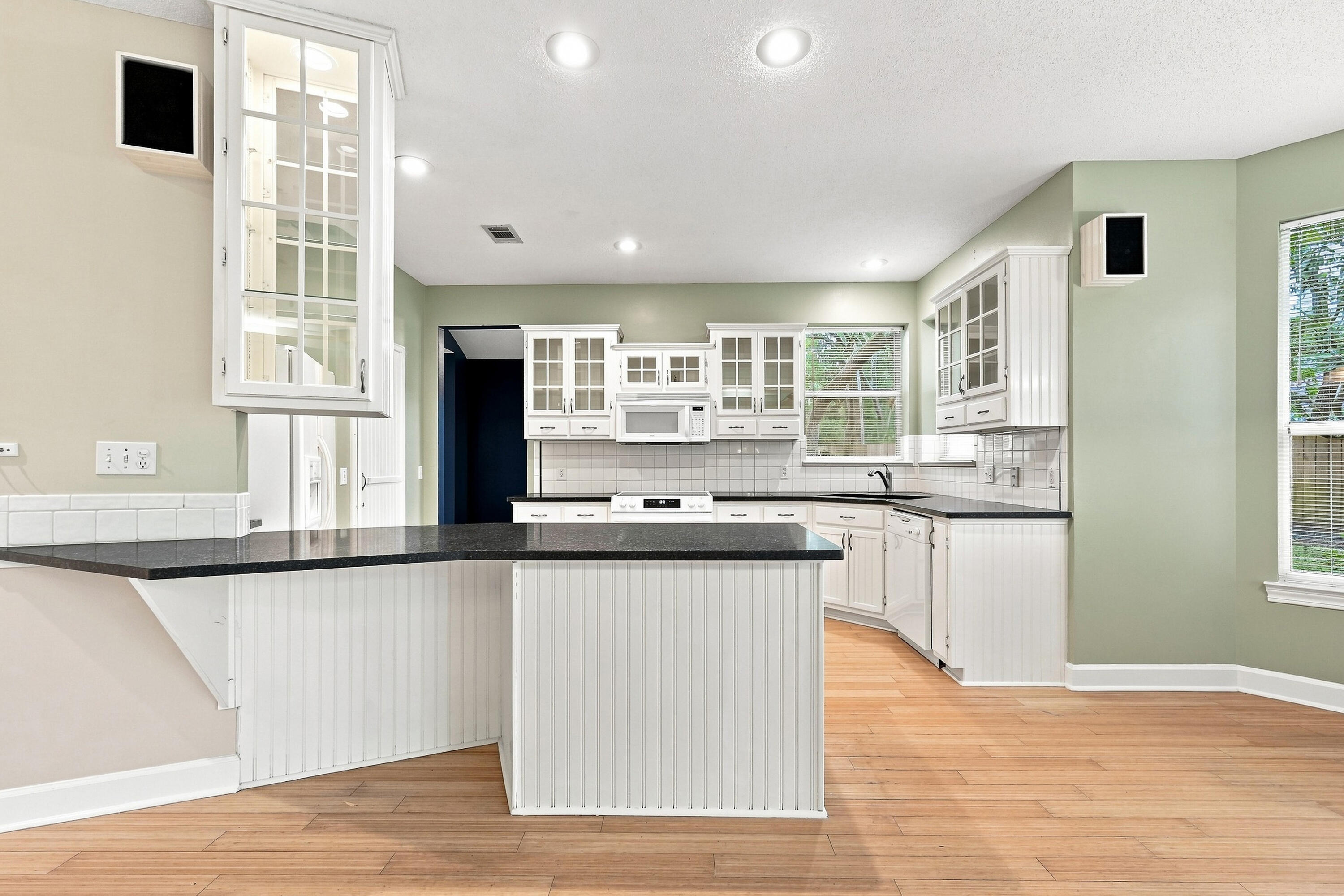 PARKWOOD ESTATES PH 2 BLUEWATER BAY - Residential Lease