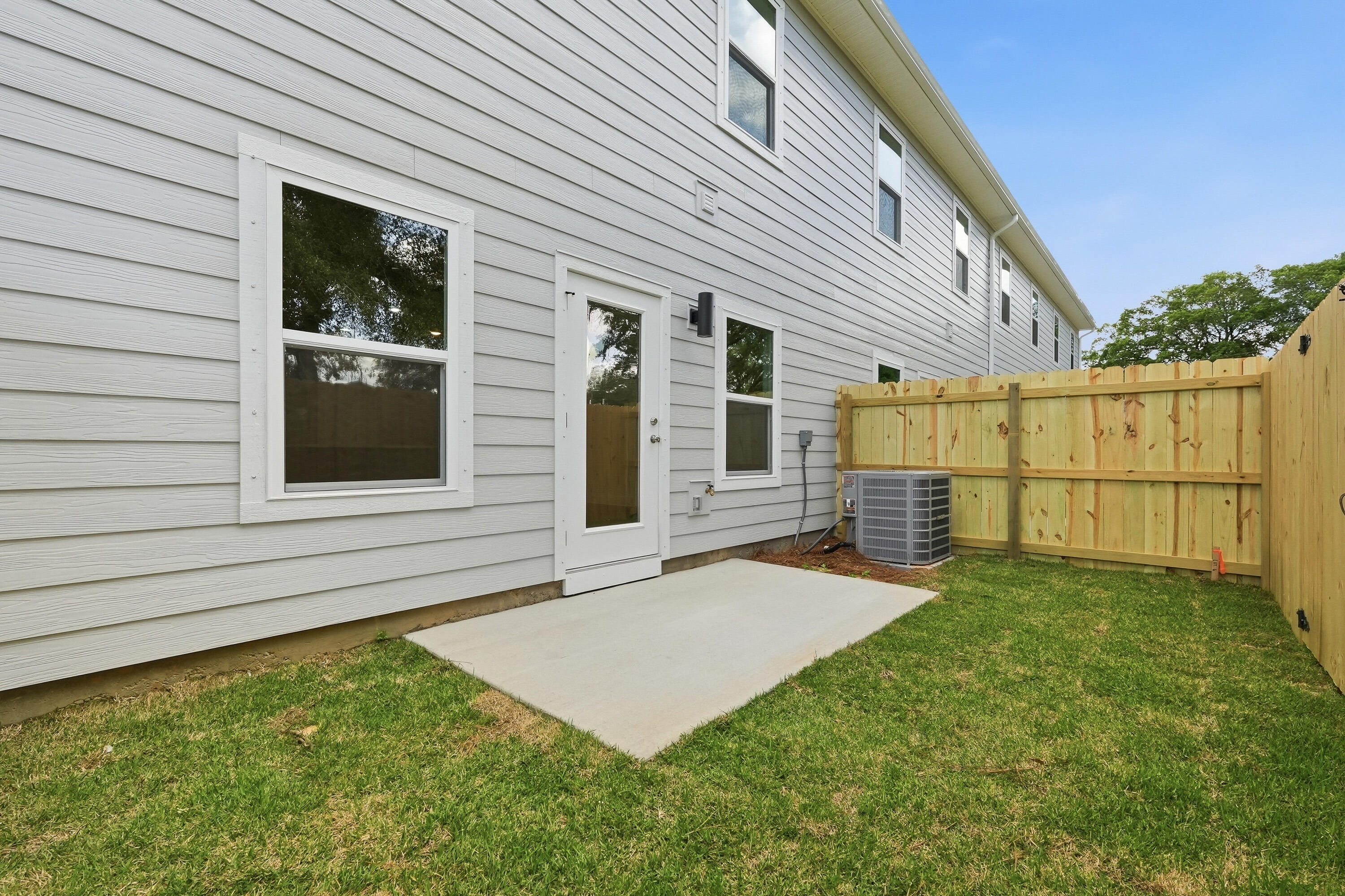 Ferguson Townhomes - Residential