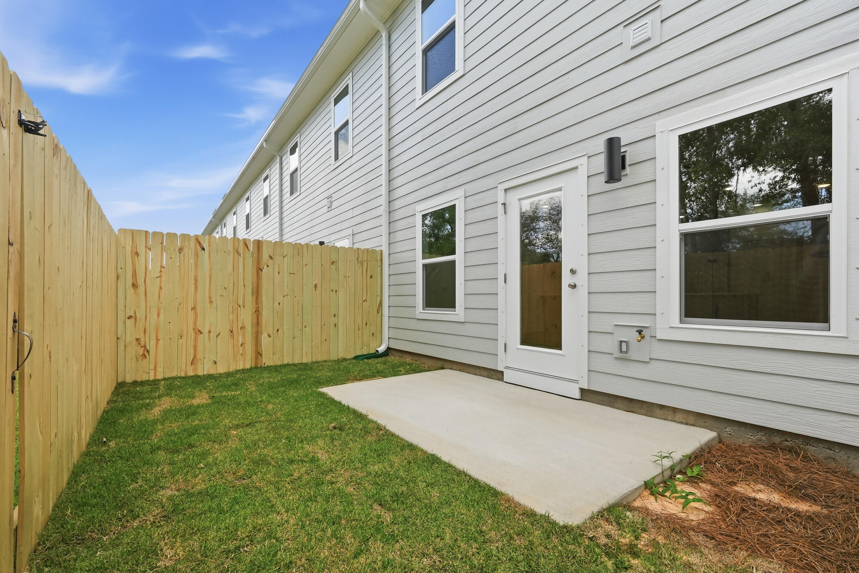 Ferguson Townhomes - Residential