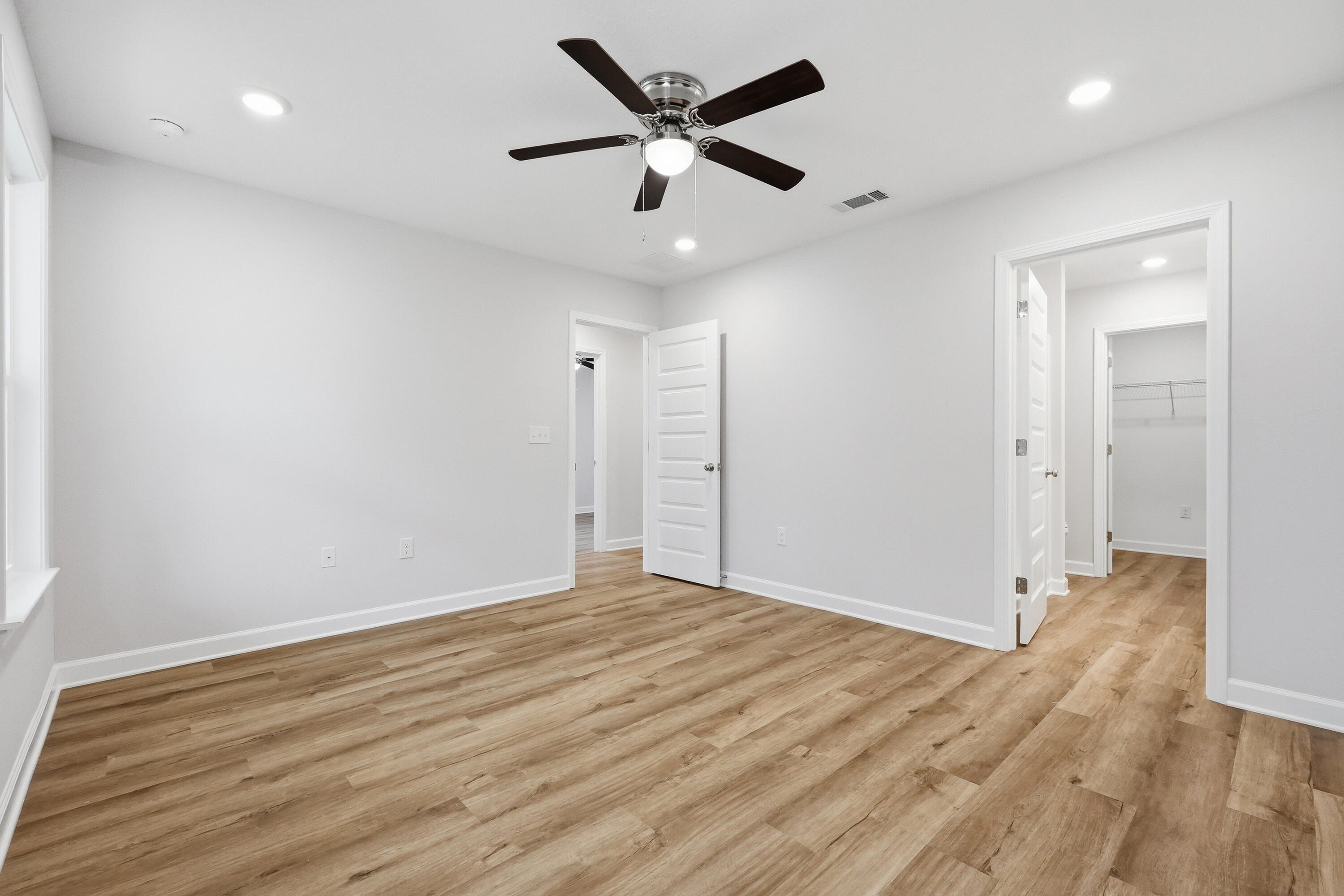 MORRIS ADDN TO CRESTVIEW - Residential