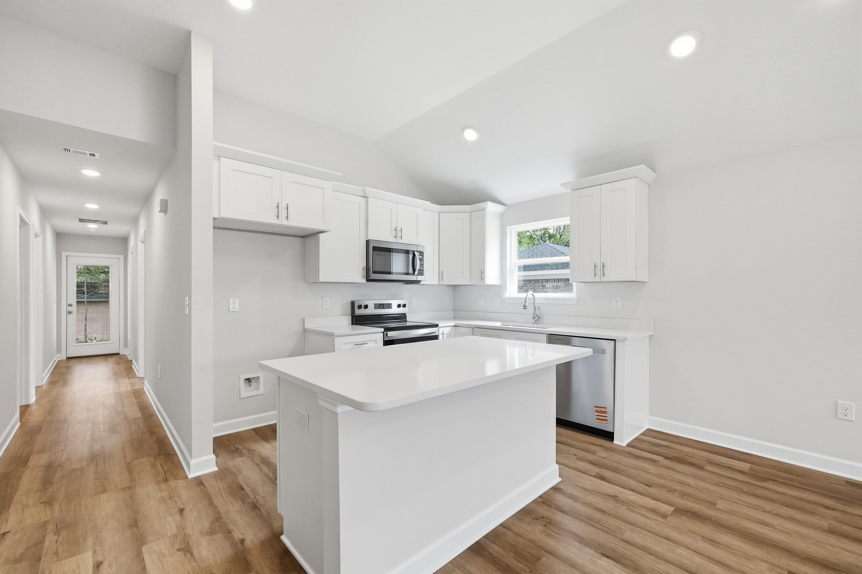 MORRIS ADDN TO CRESTVIEW - Residential