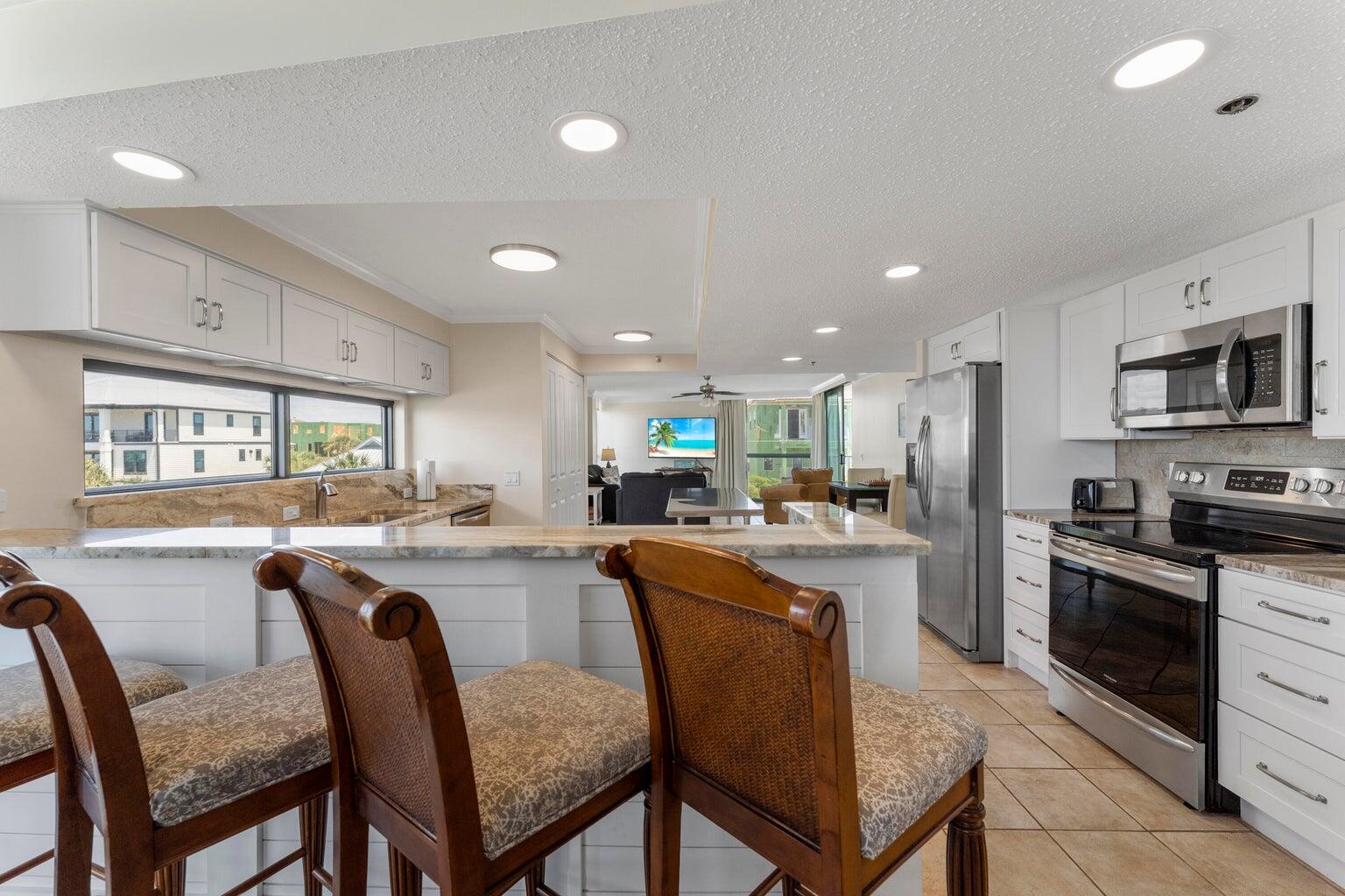 MAINSAIL CONDO PH 3 - Residential