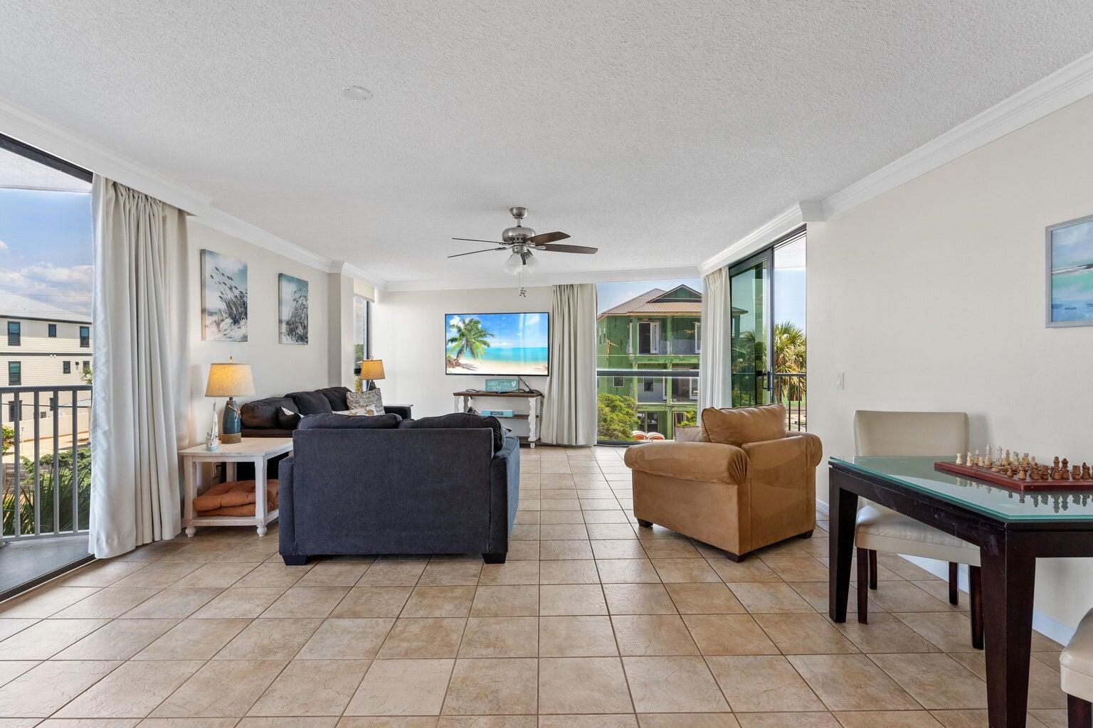 MAINSAIL CONDO PH 3 - Residential