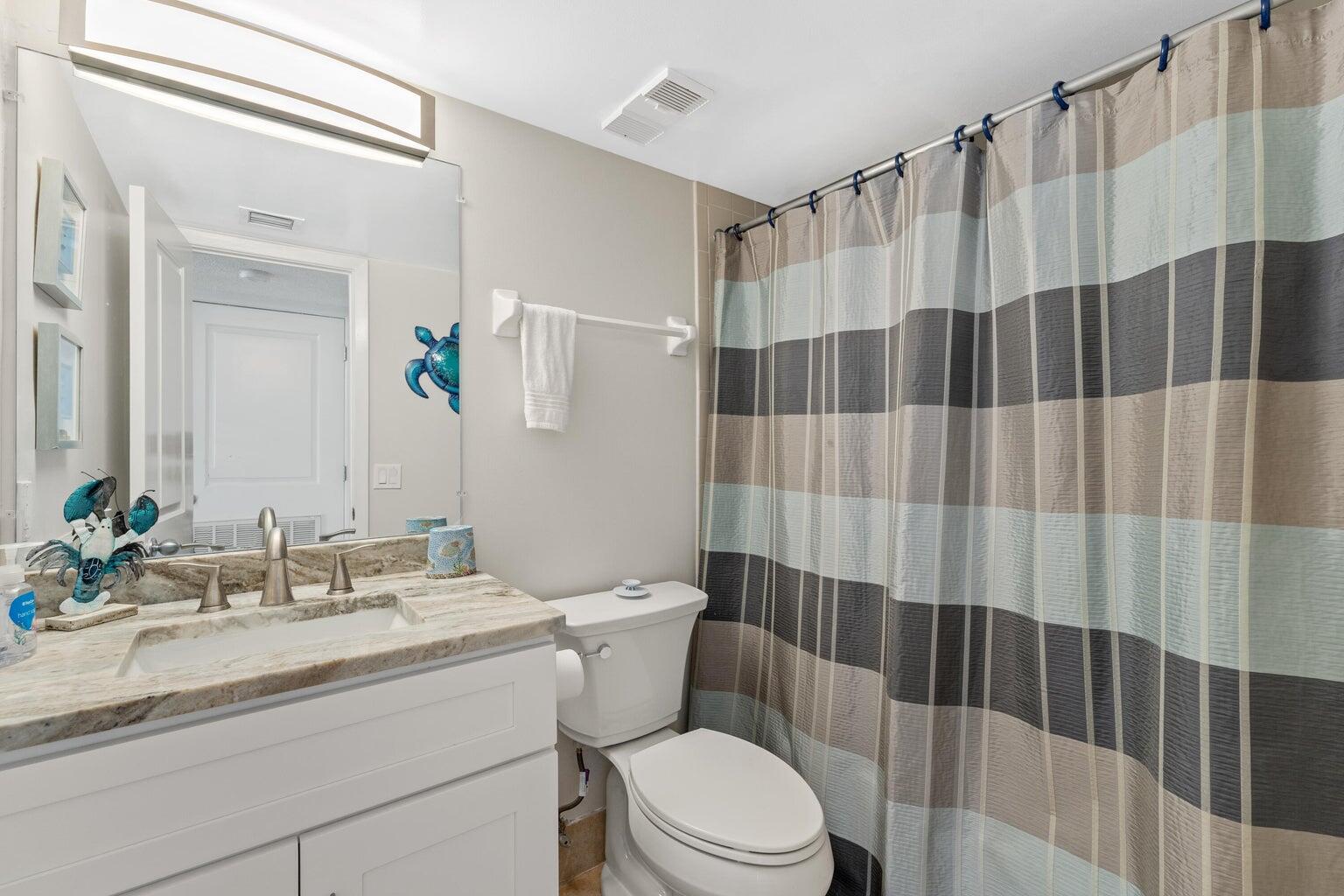 MAINSAIL CONDO PH 3 - Residential