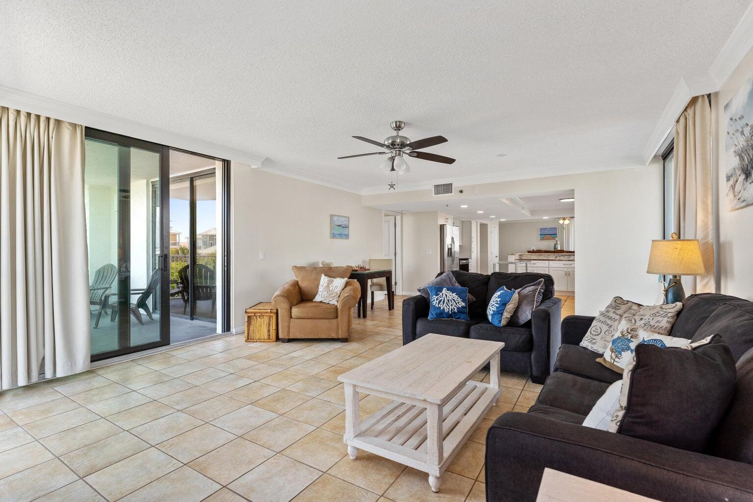 MAINSAIL CONDO PH 3 - Residential