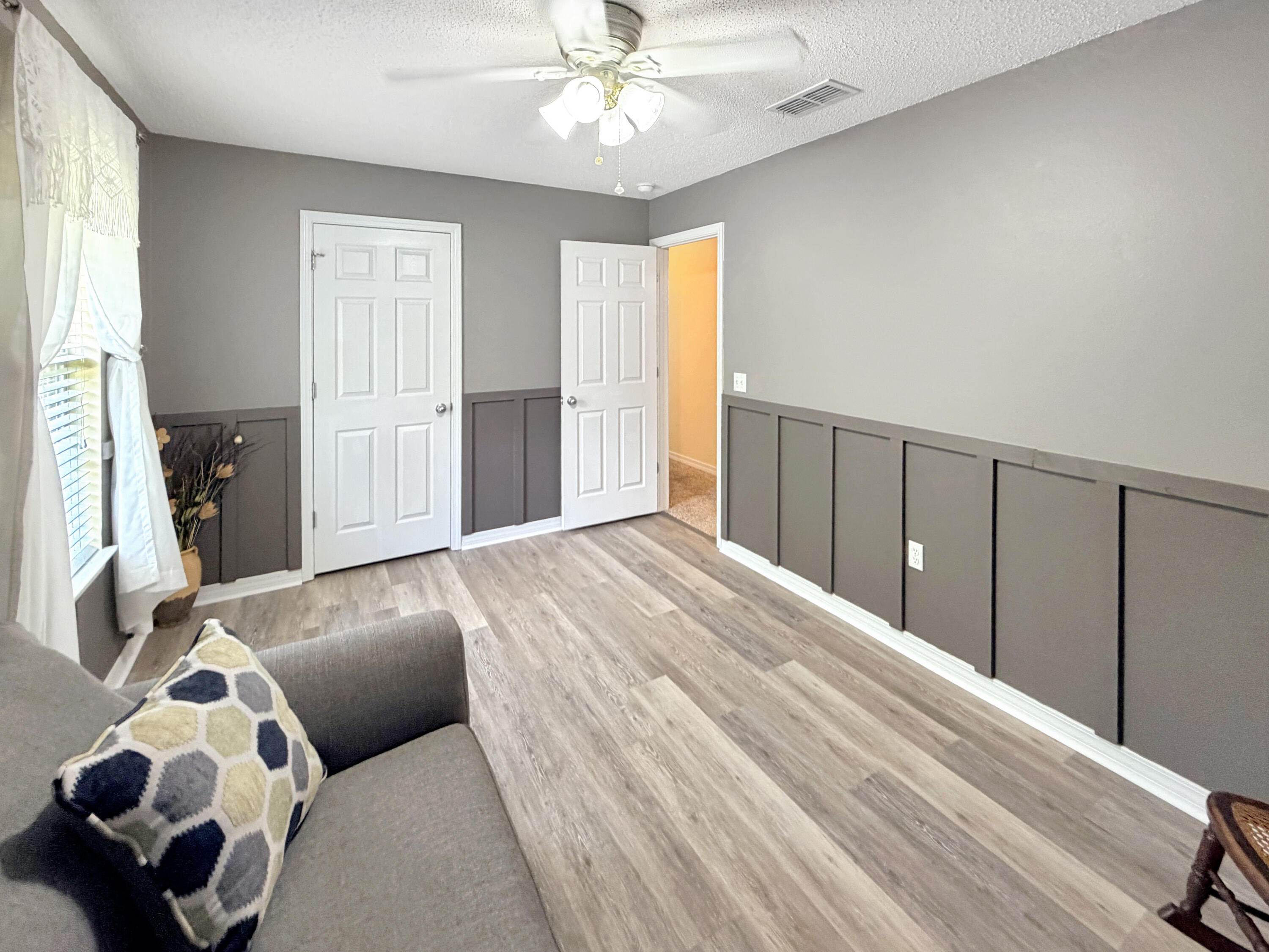 IRON GATE S/D PH I LOT 11 BLK A - Residential