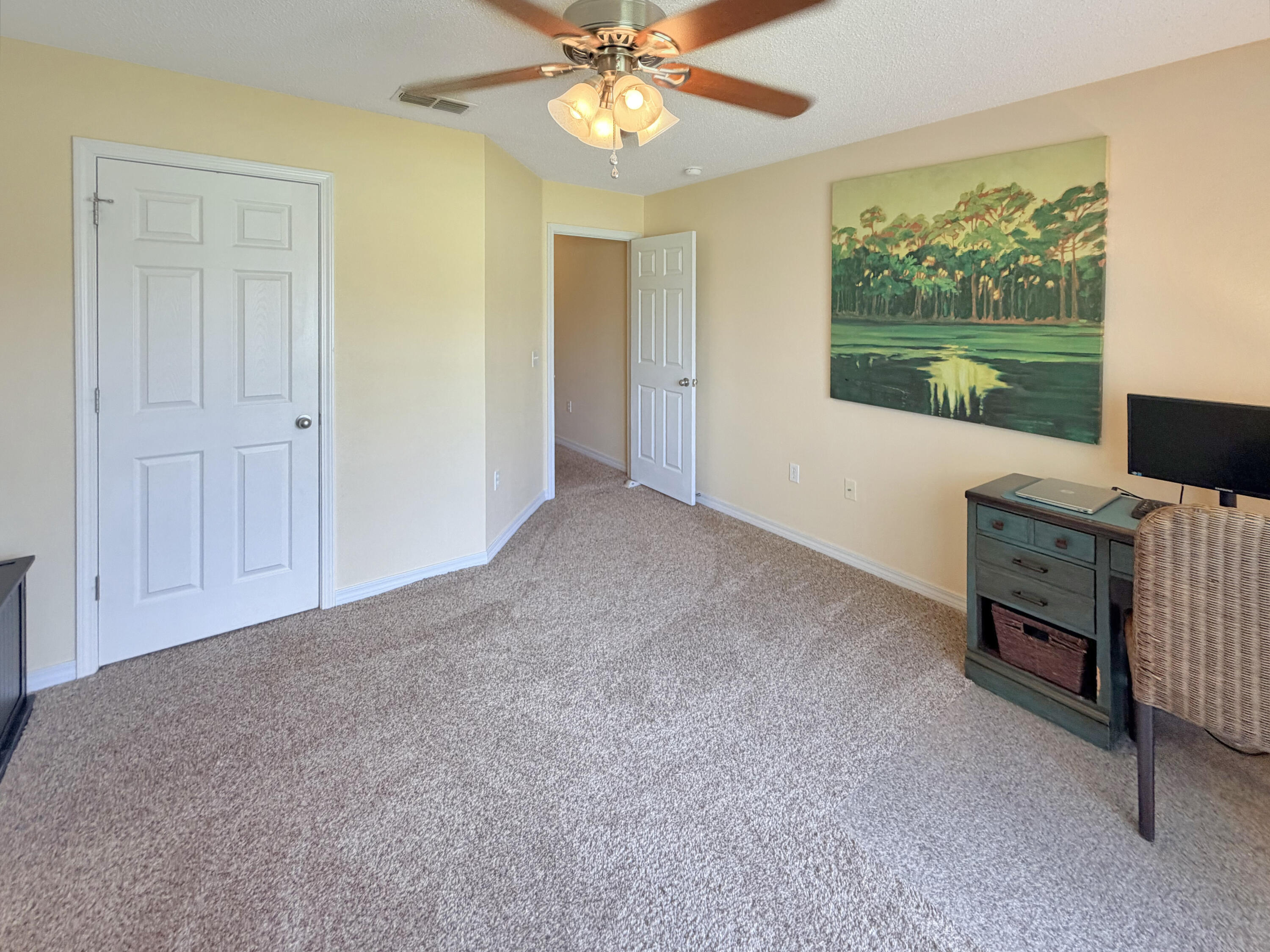 IRON GATE S/D PH I LOT 11 BLK A - Residential