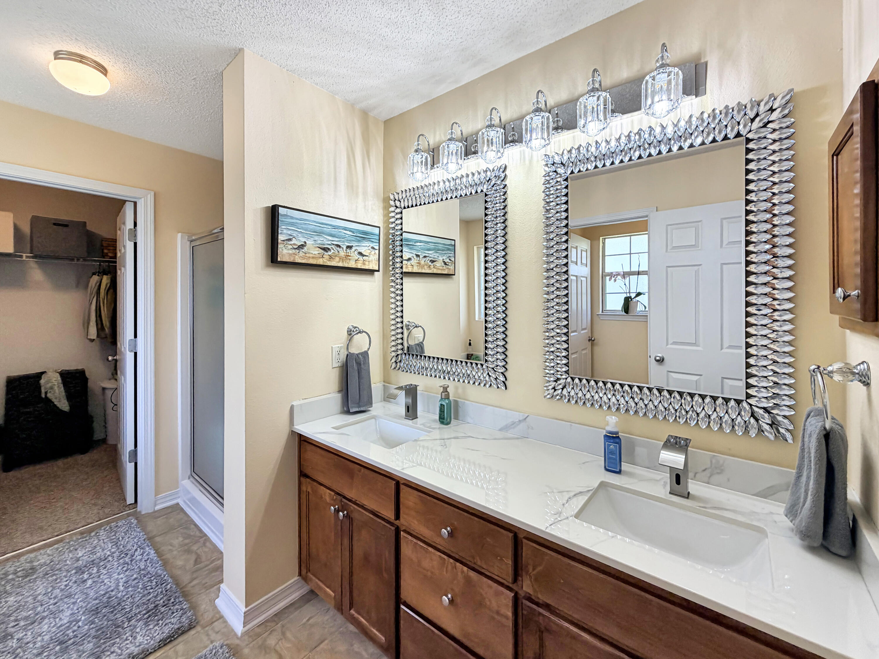 IRON GATE S/D PH I LOT 11 BLK A - Residential