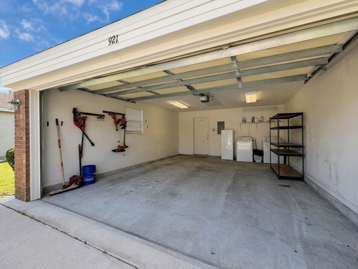 LAUDERHILL S/D - Residential