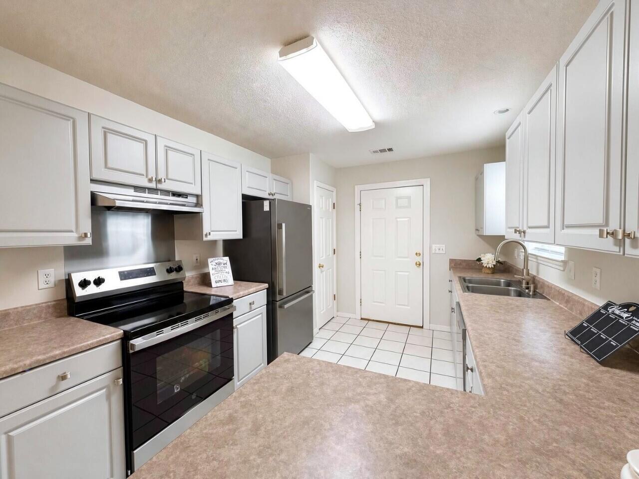 LAUDERHILL S/D - Residential