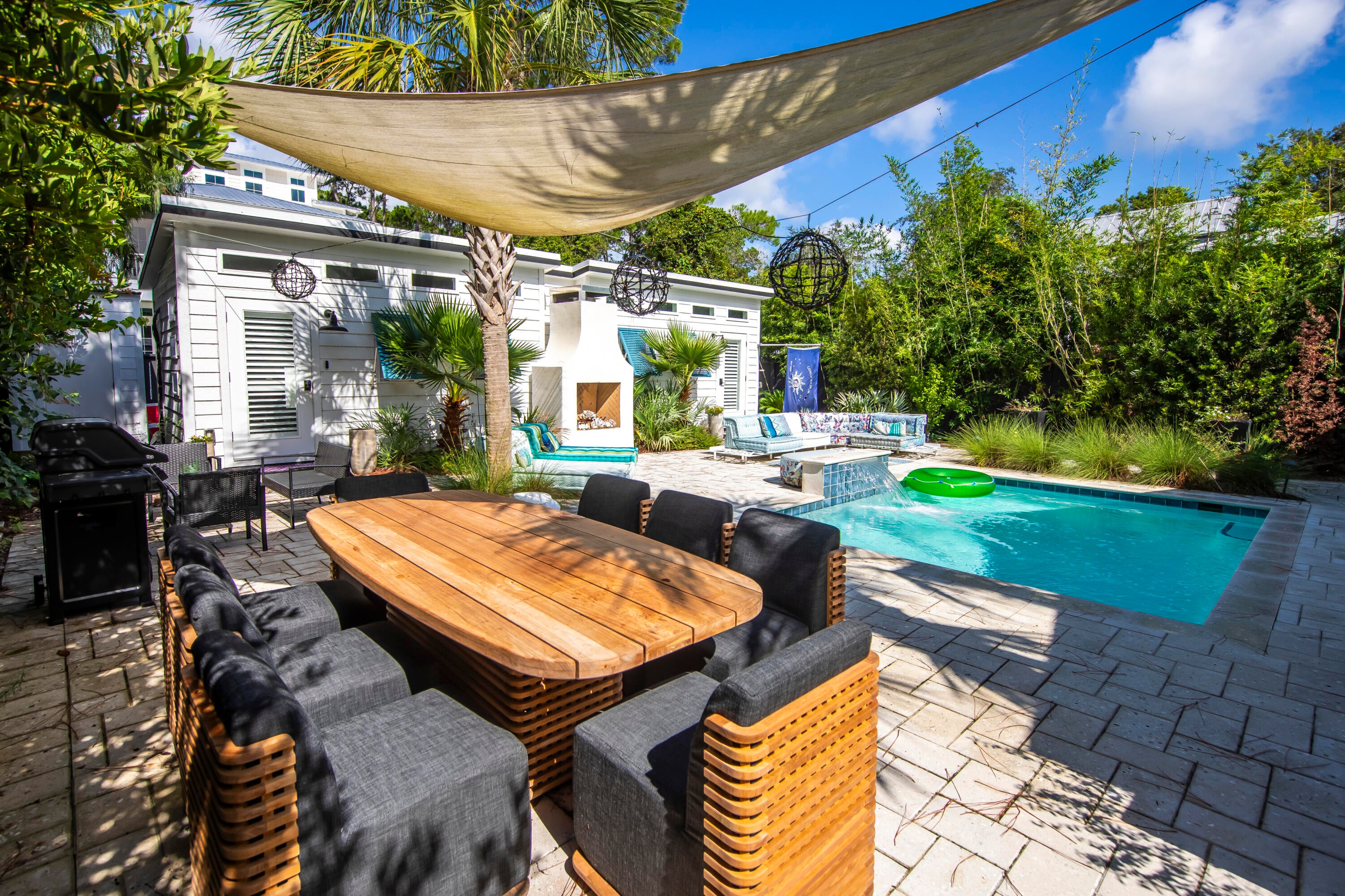 GRAYTON BEACH - Residential