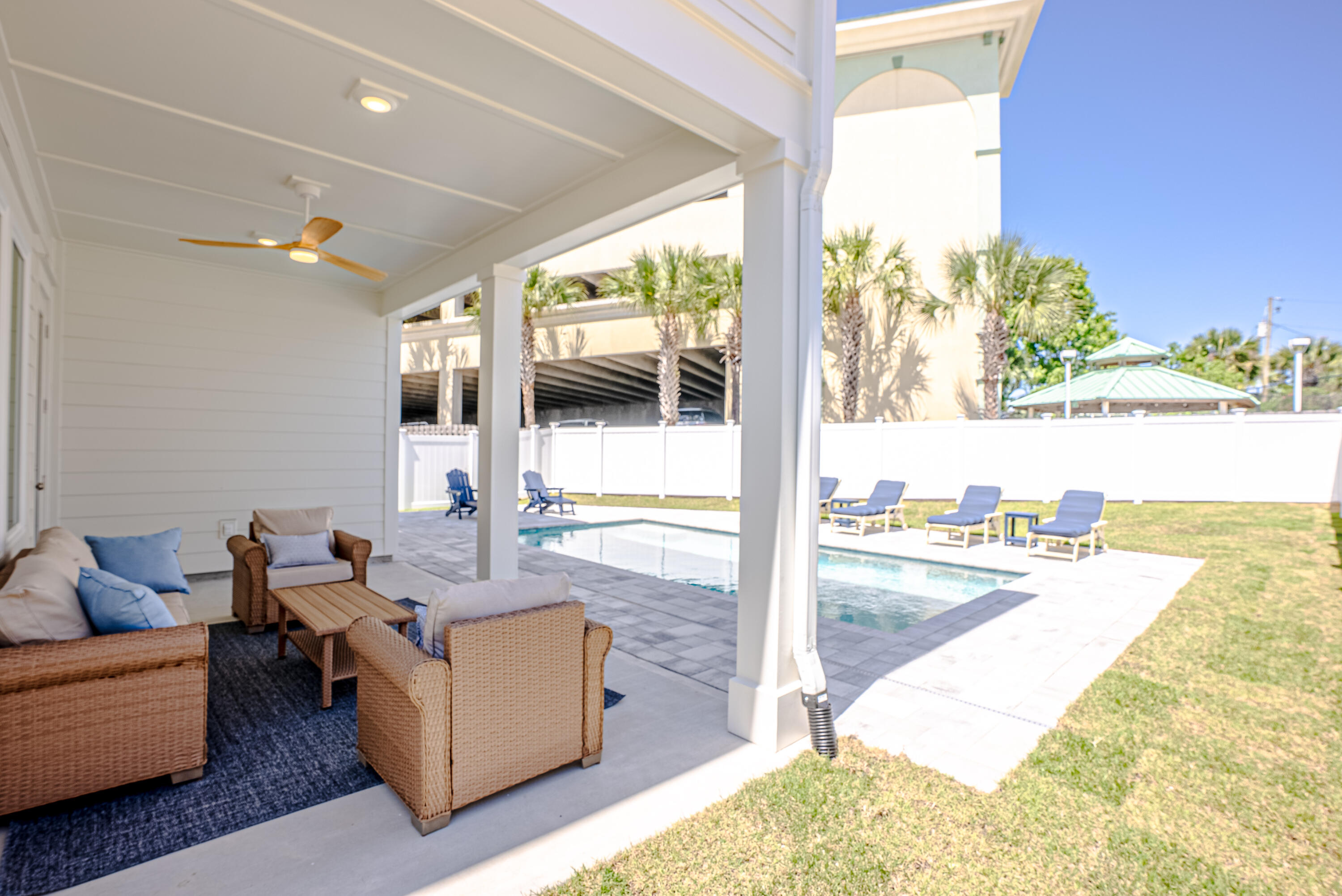 Sands Street Villas - Residential