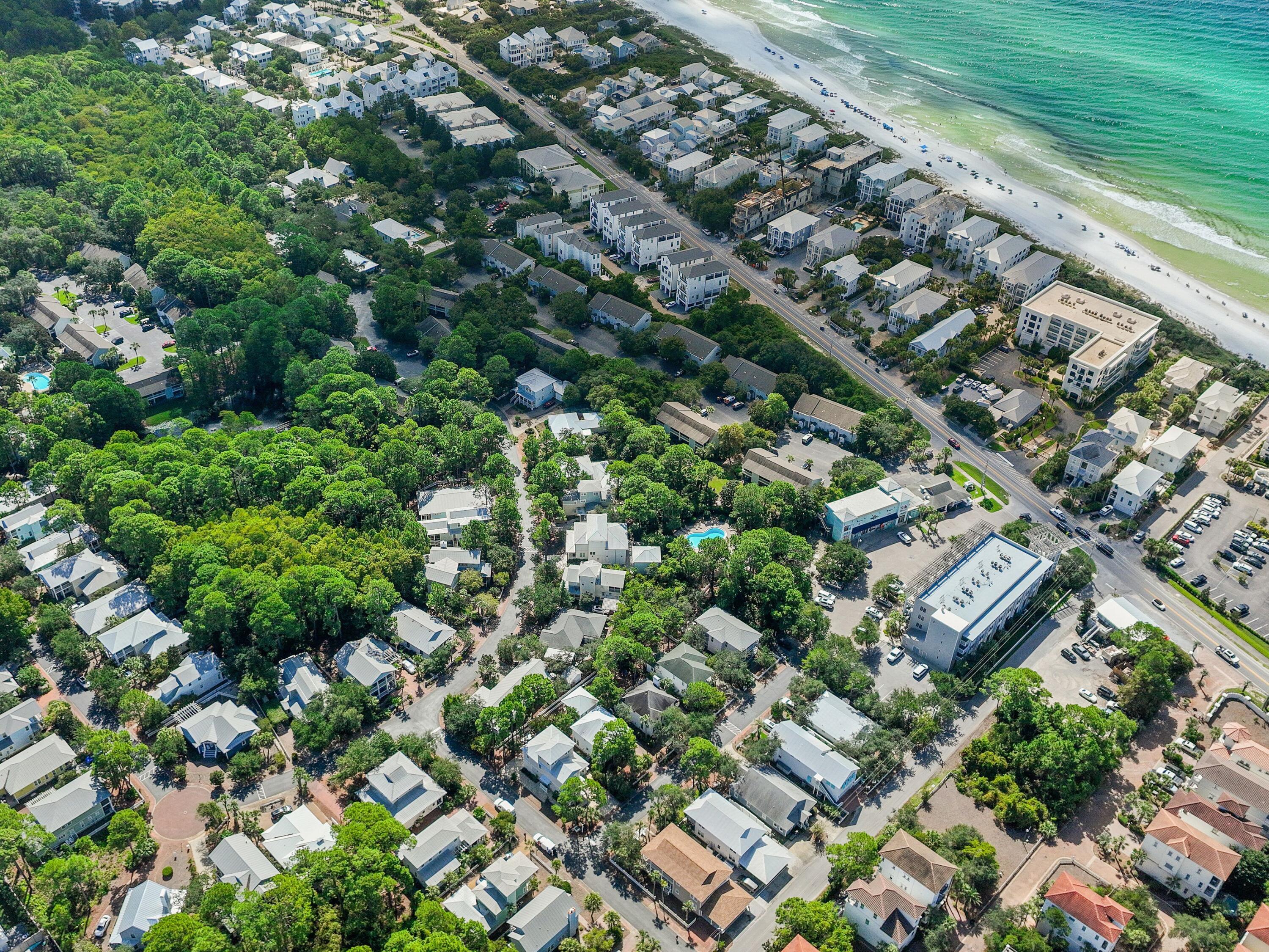 CASSINE VILLAGE - Residential