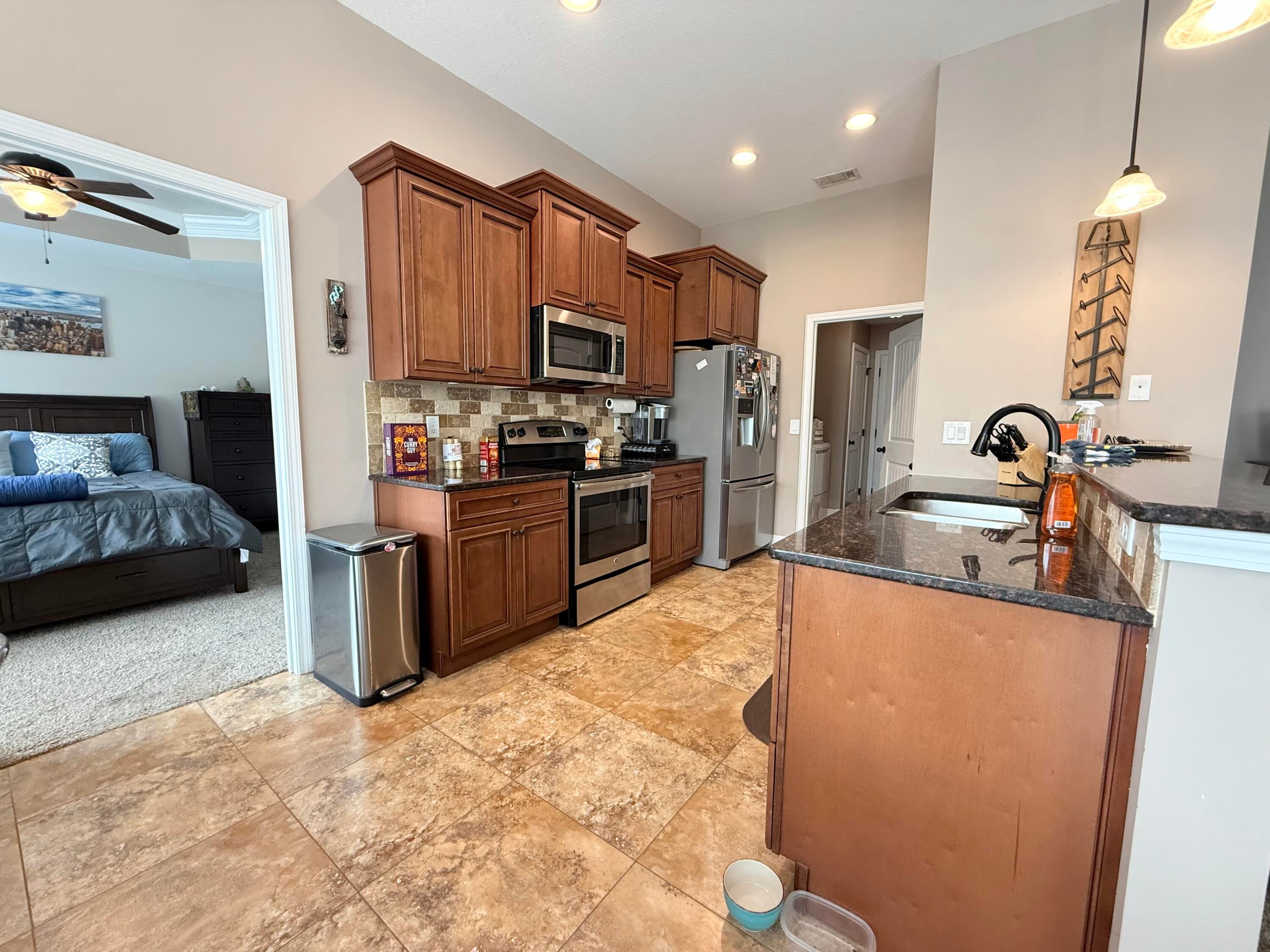 n/a - Residential Lease