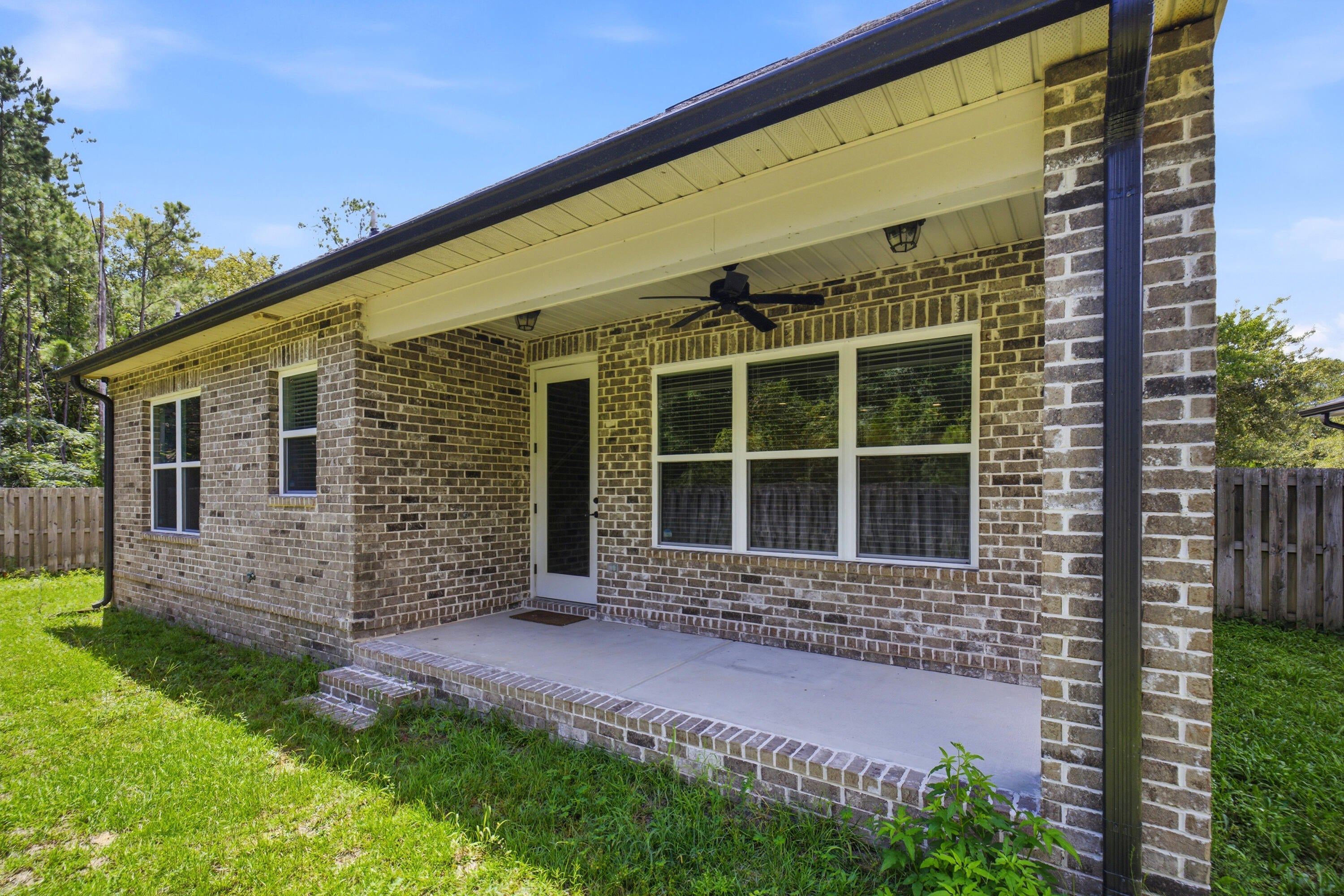 LAUREL OAKS S/D - Residential