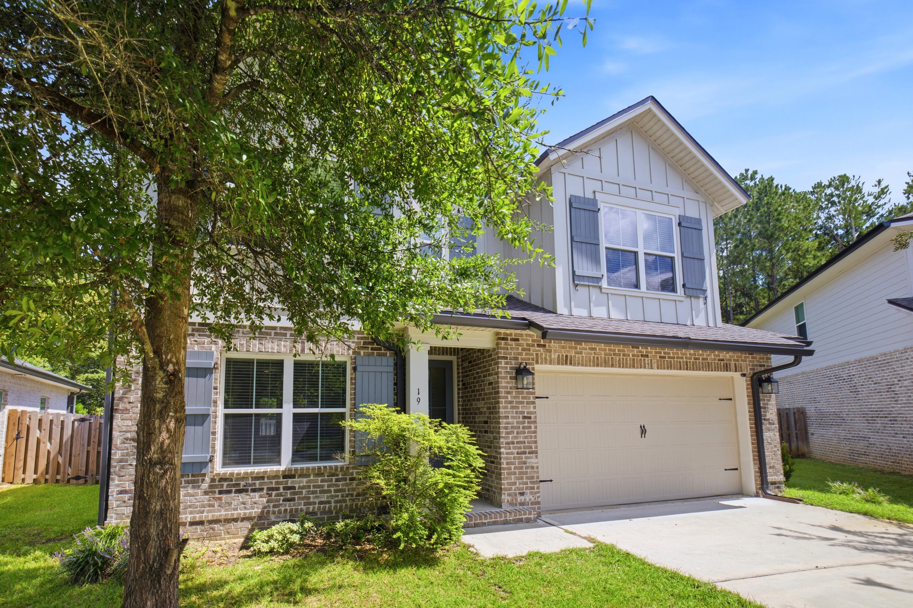 LAUREL OAKS S/D - Residential