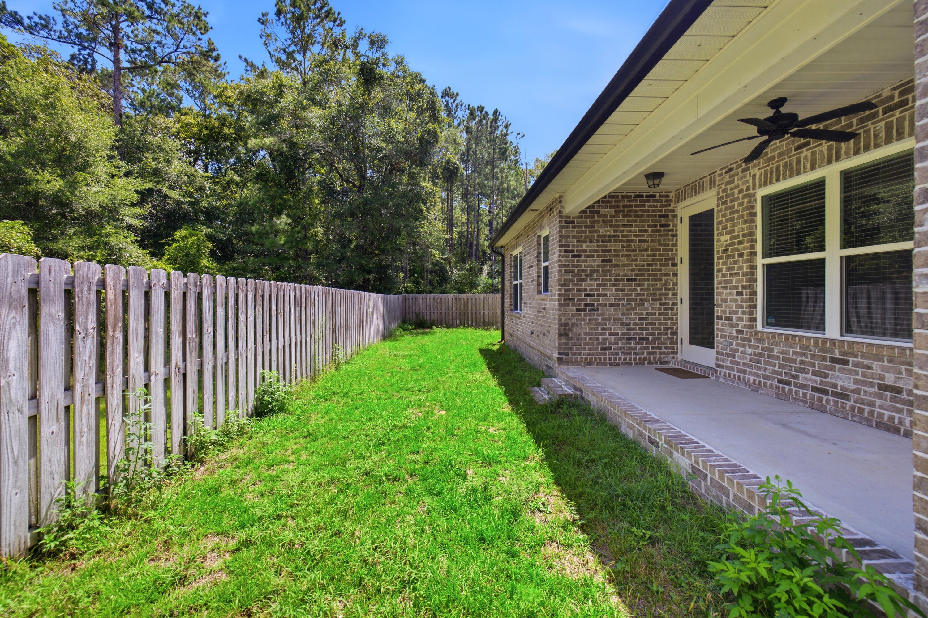 LAUREL OAKS S/D - Residential