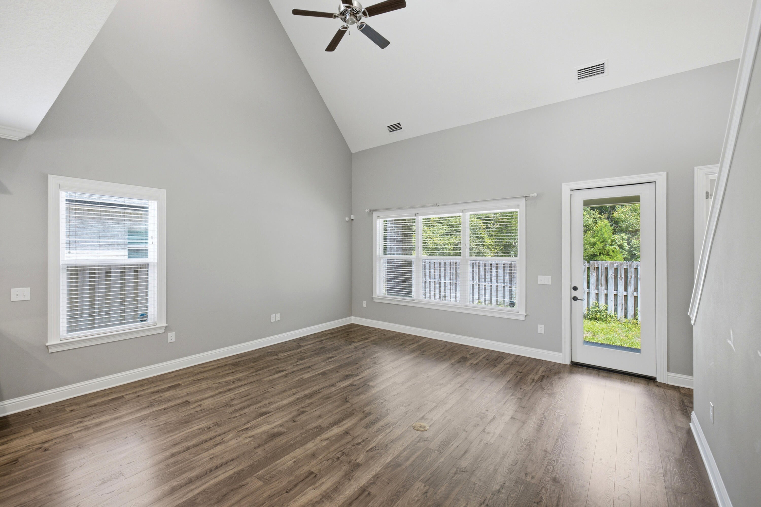 LAUREL OAKS S/D - Residential