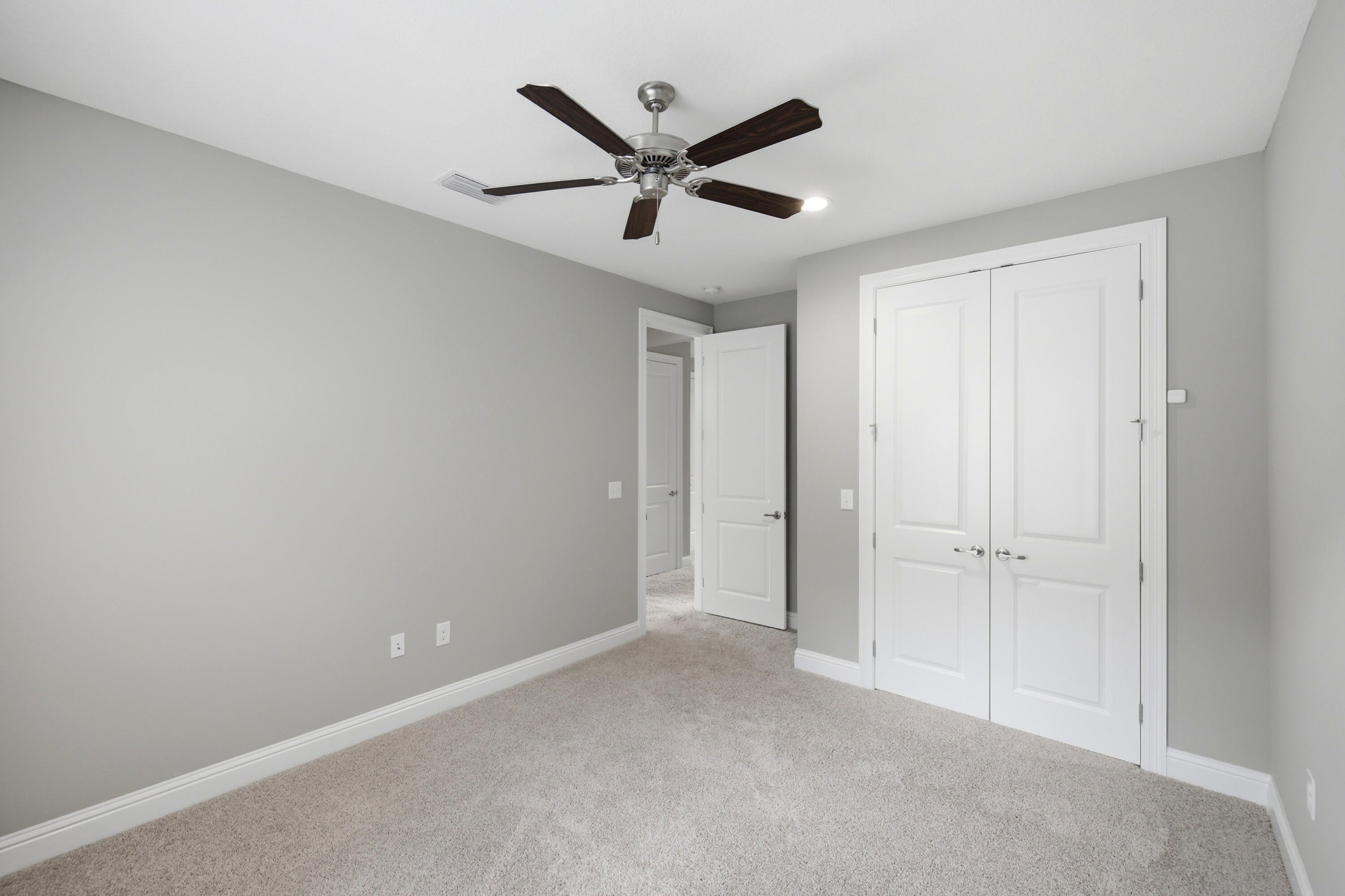 LAUREL OAKS S/D - Residential