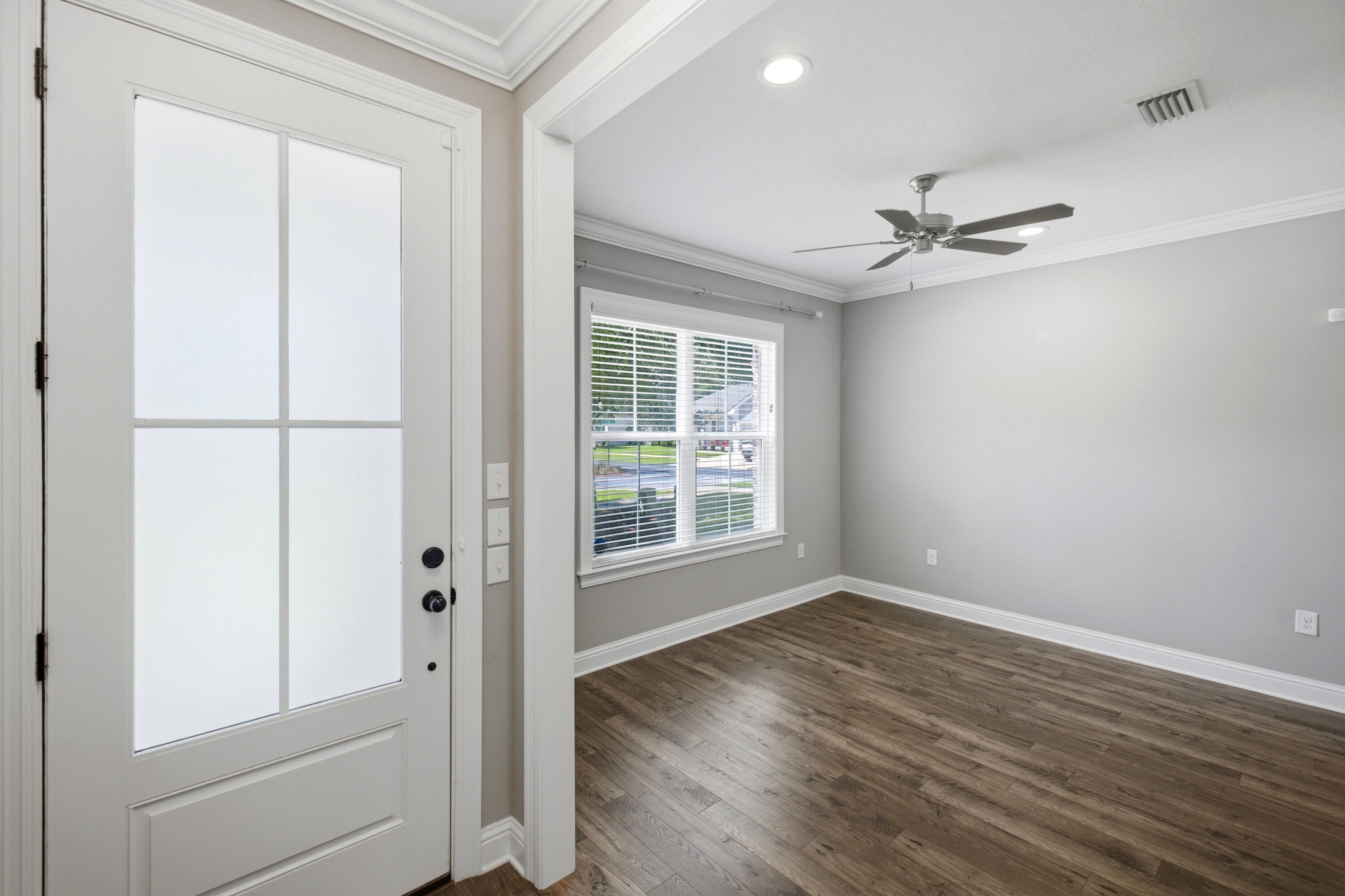 LAUREL OAKS S/D - Residential
