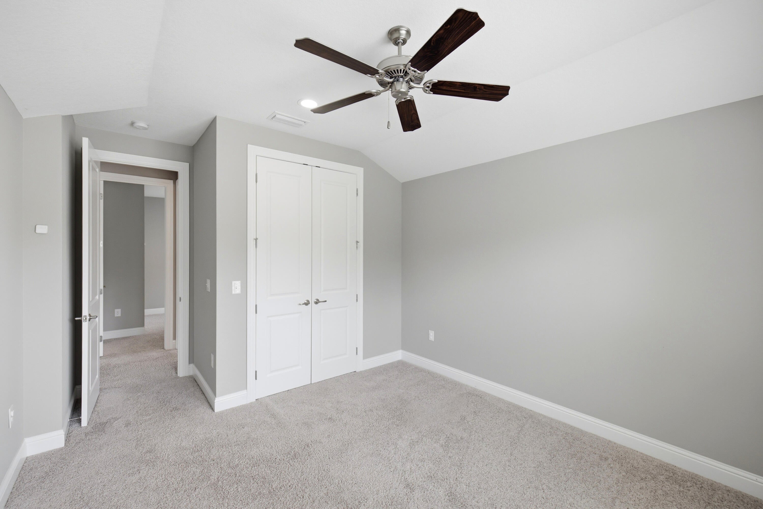 LAUREL OAKS S/D - Residential