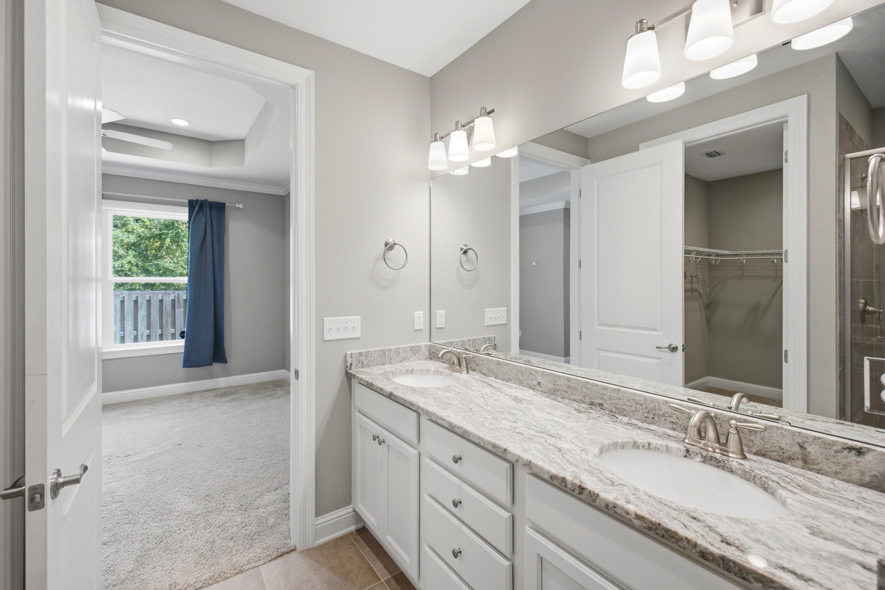 LAUREL OAKS S/D - Residential