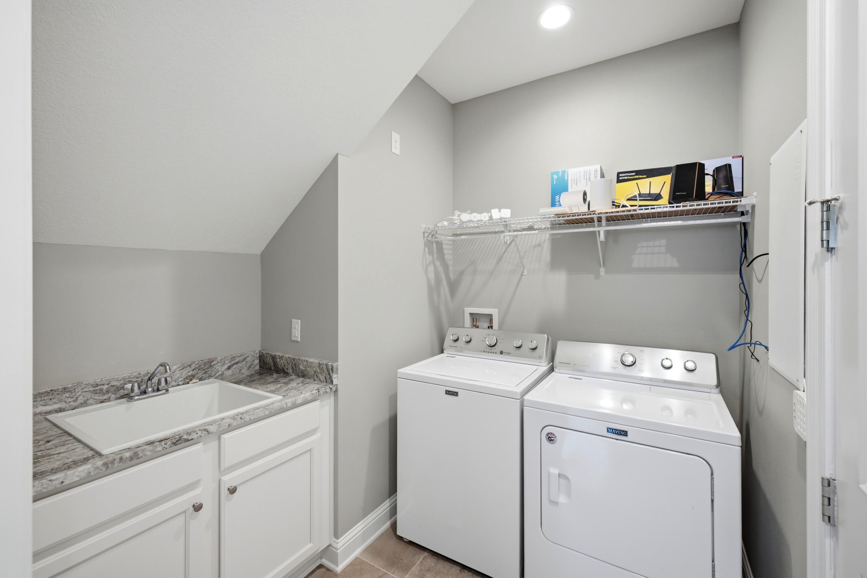 LAUREL OAKS S/D - Residential
