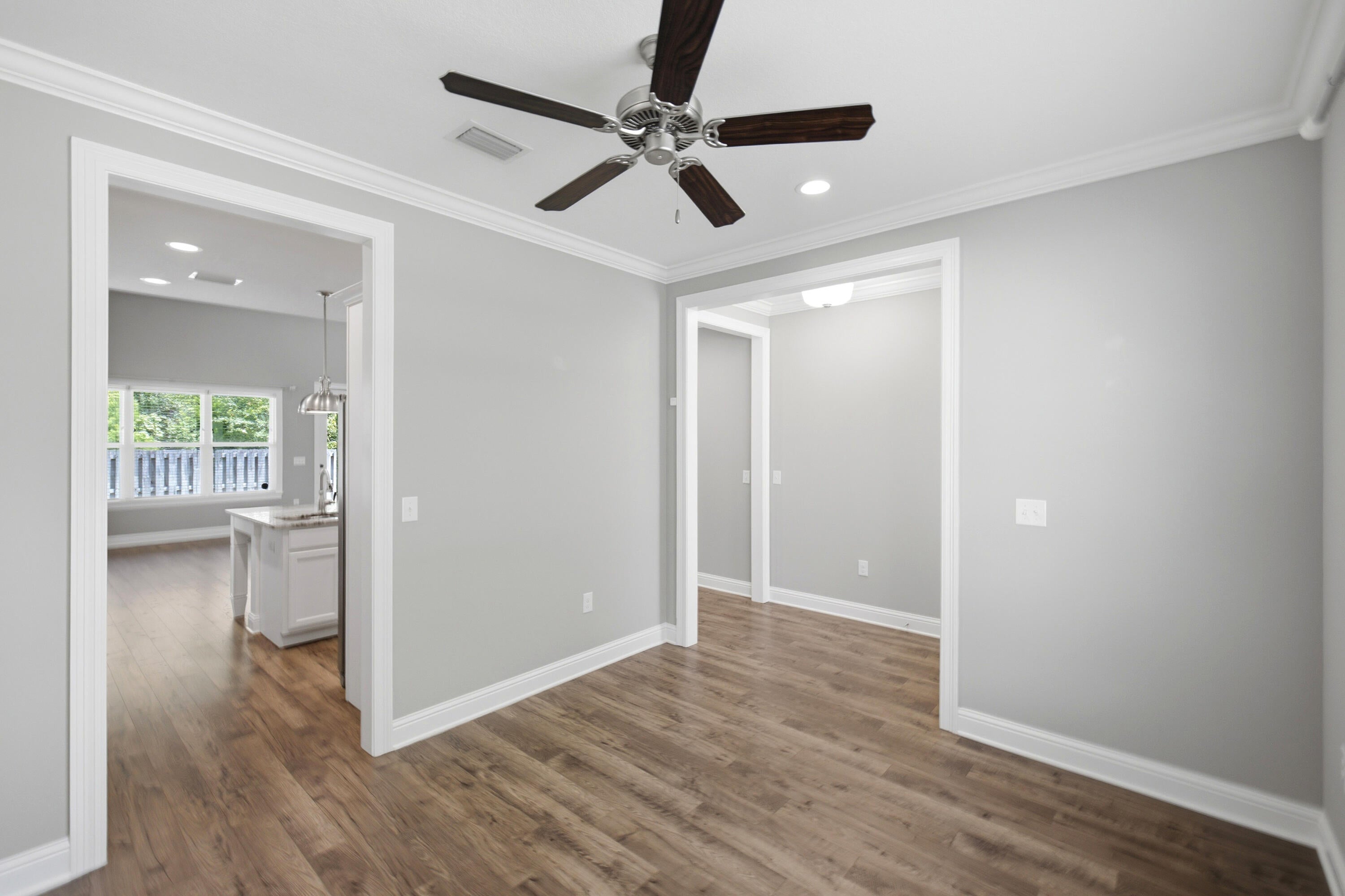 LAUREL OAKS S/D - Residential