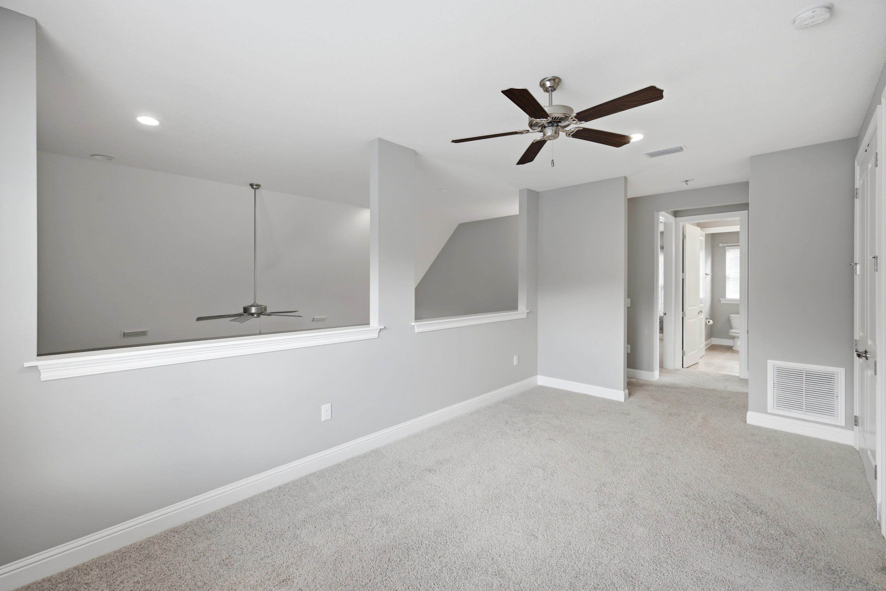 LAUREL OAKS S/D - Residential