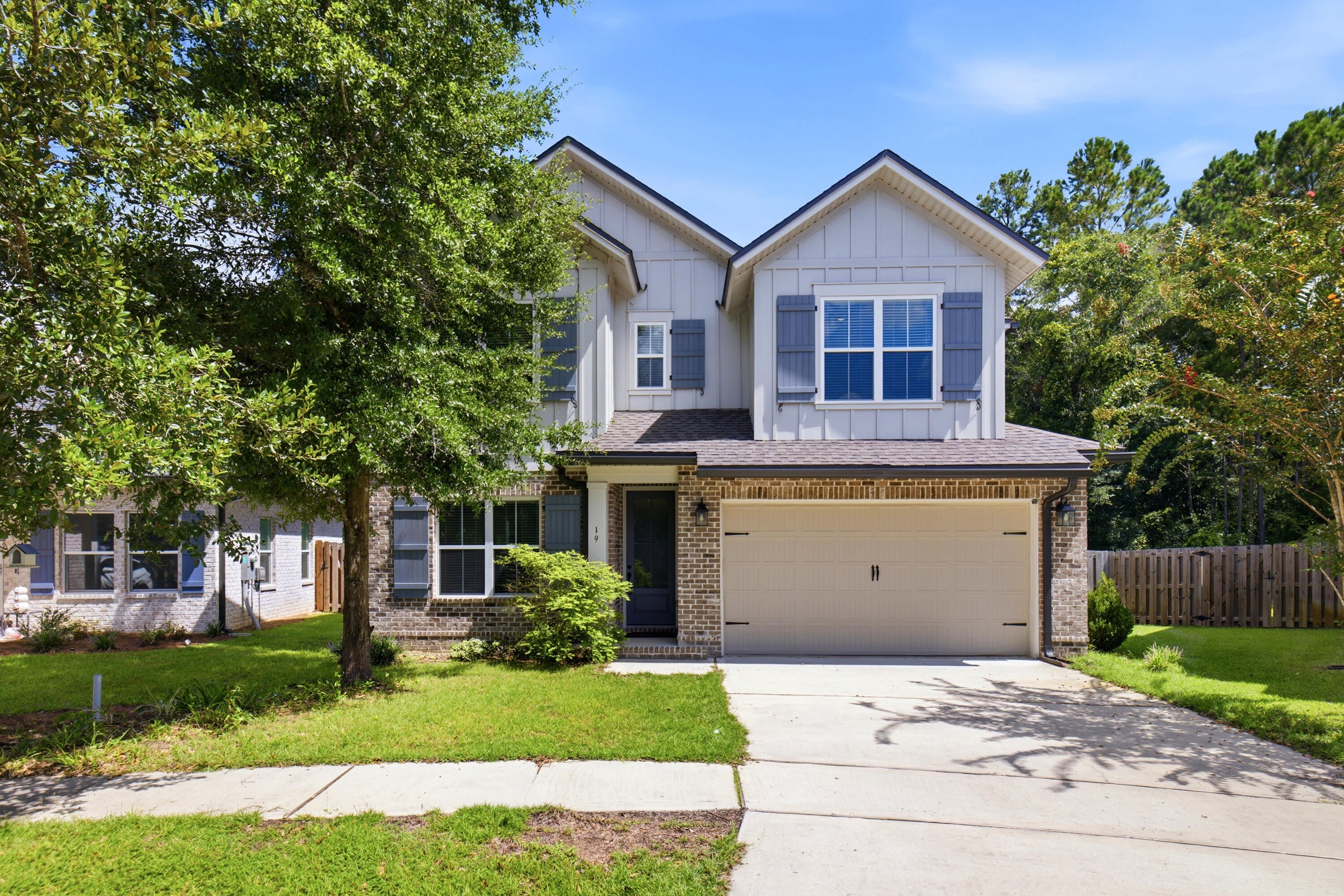 LAUREL OAKS S/D - Residential