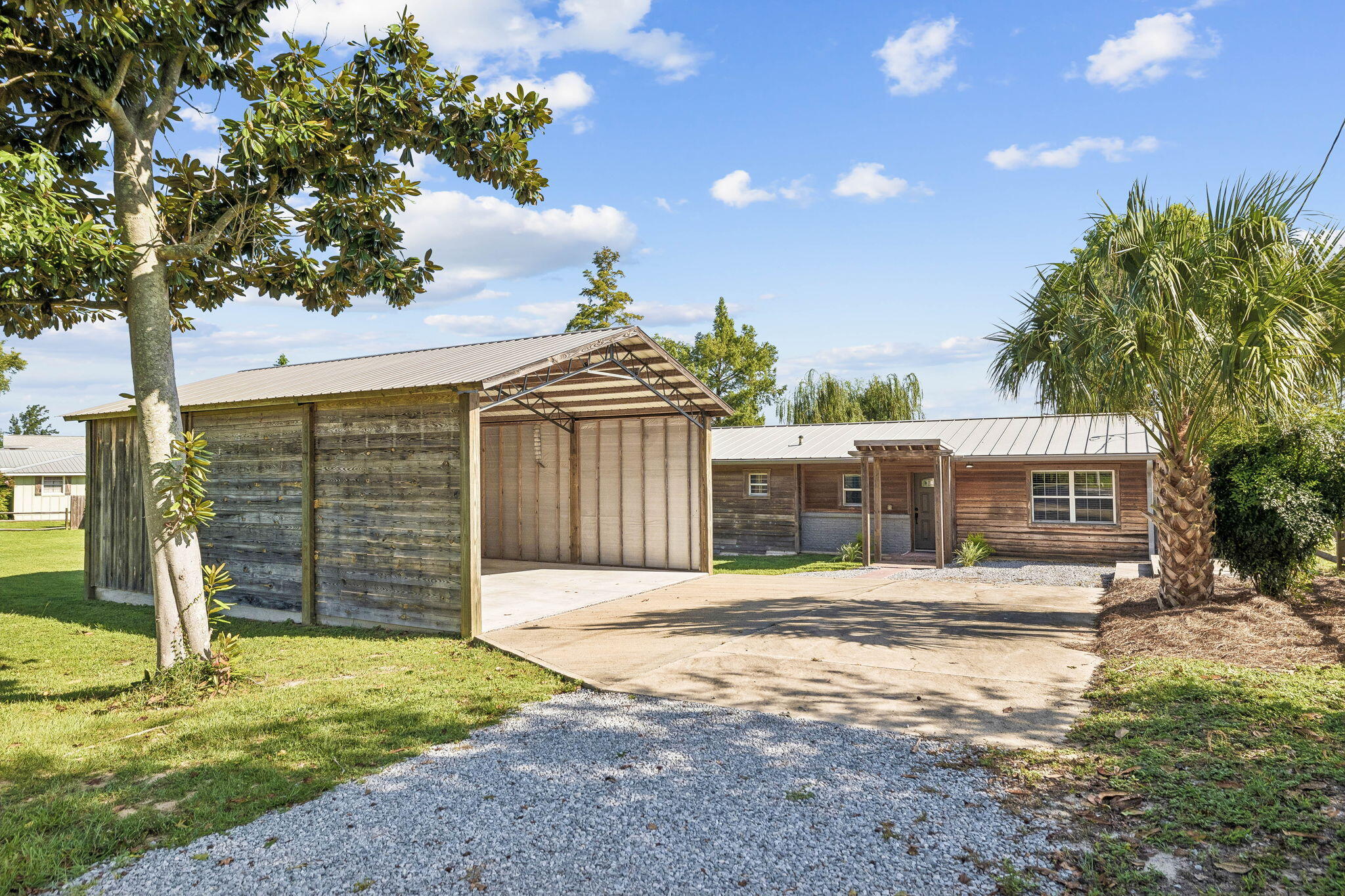 NO RECORDED SUBDIVISION - Residential