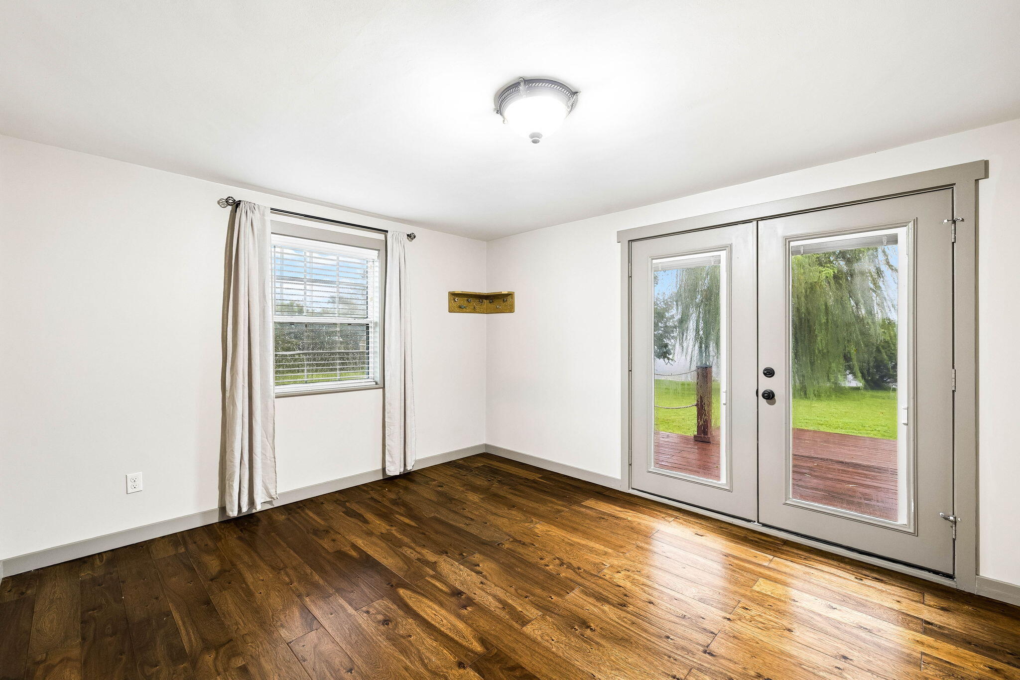 NO RECORDED SUBDIVISION - Residential