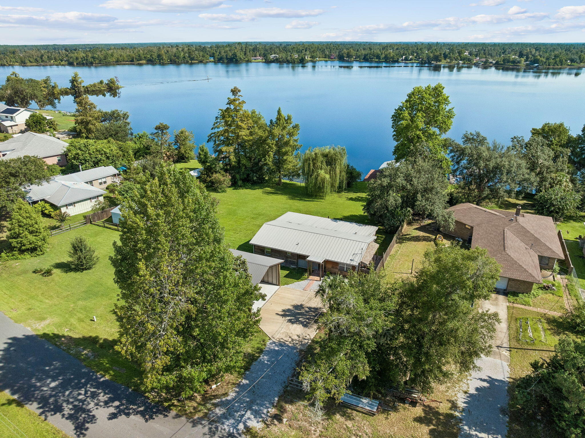 NO RECORDED SUBDIVISION - Residential