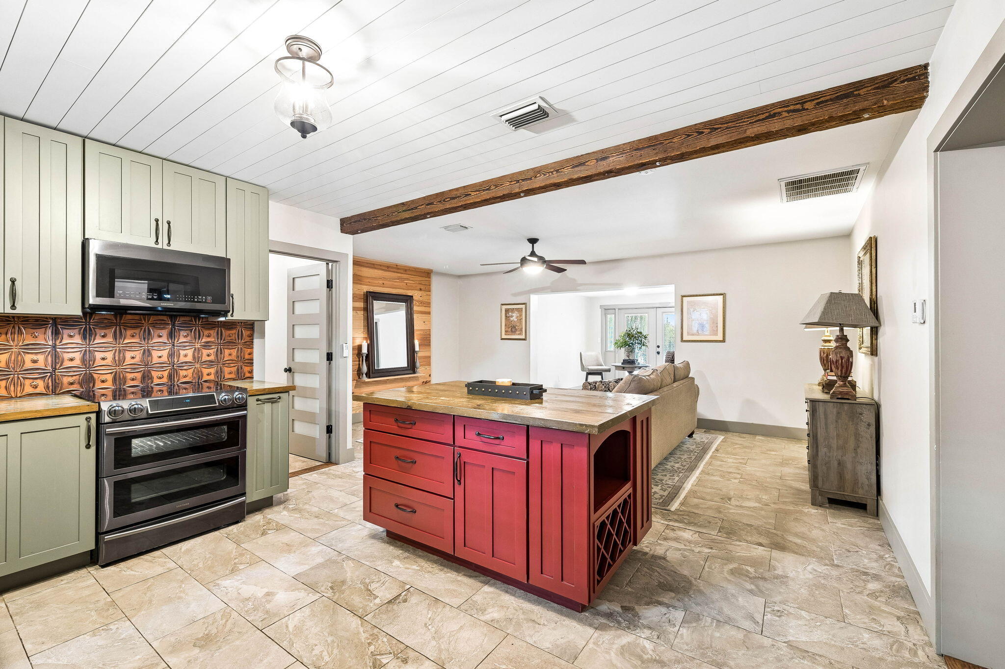 NO RECORDED SUBDIVISION - Residential