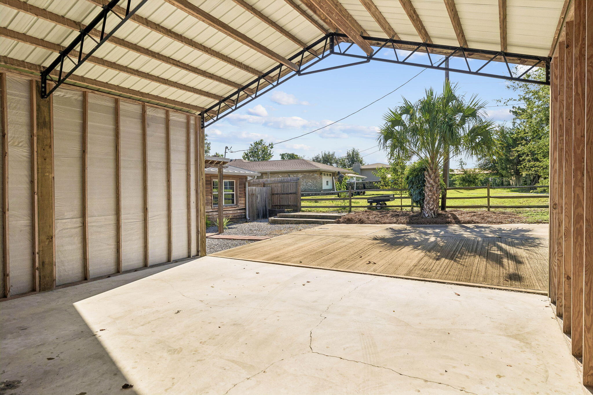 NO RECORDED SUBDIVISION - Residential