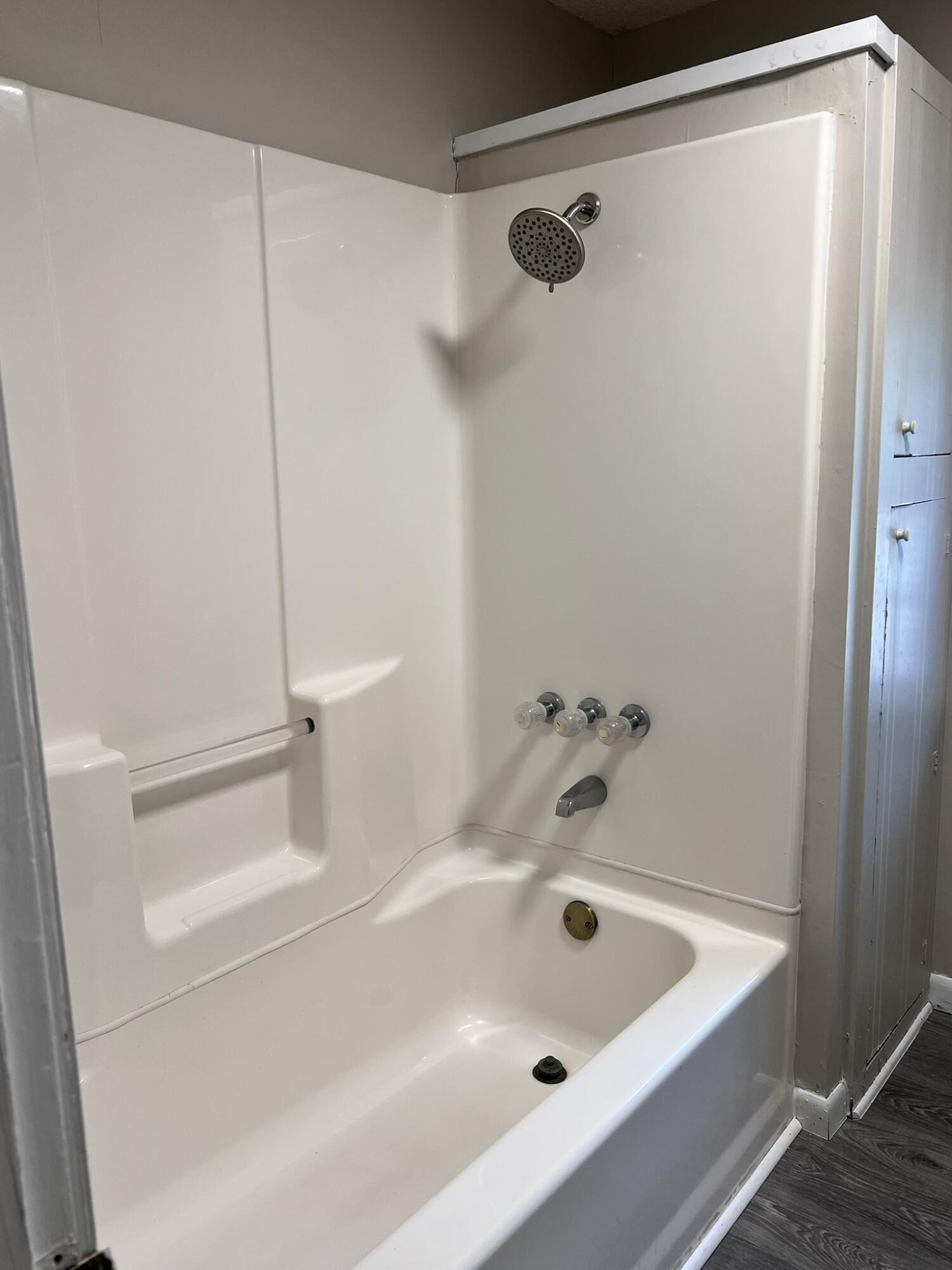 METES & BOUNDS - Residential Lease