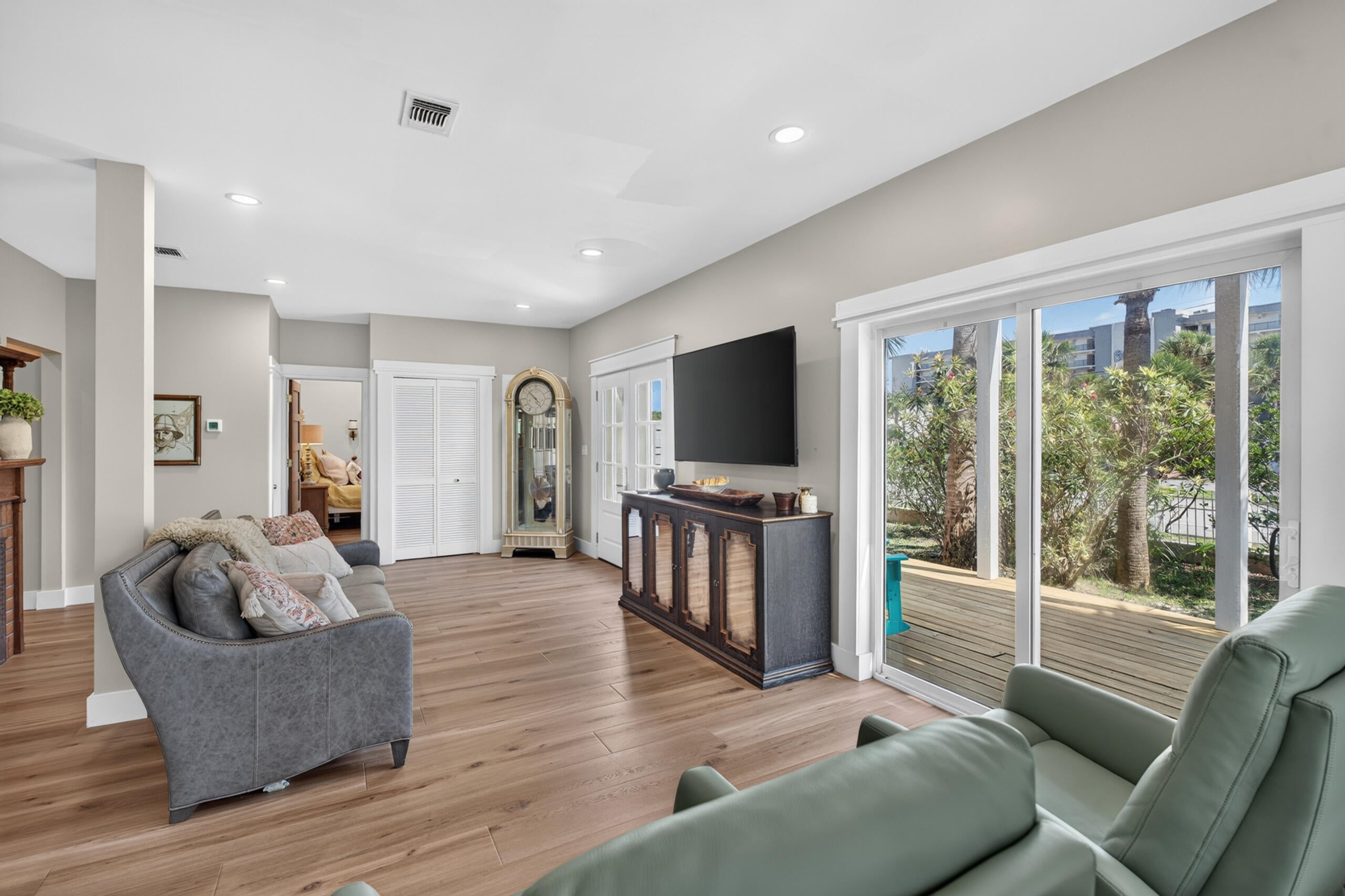 SANTA ROSA ISLAND - Residential