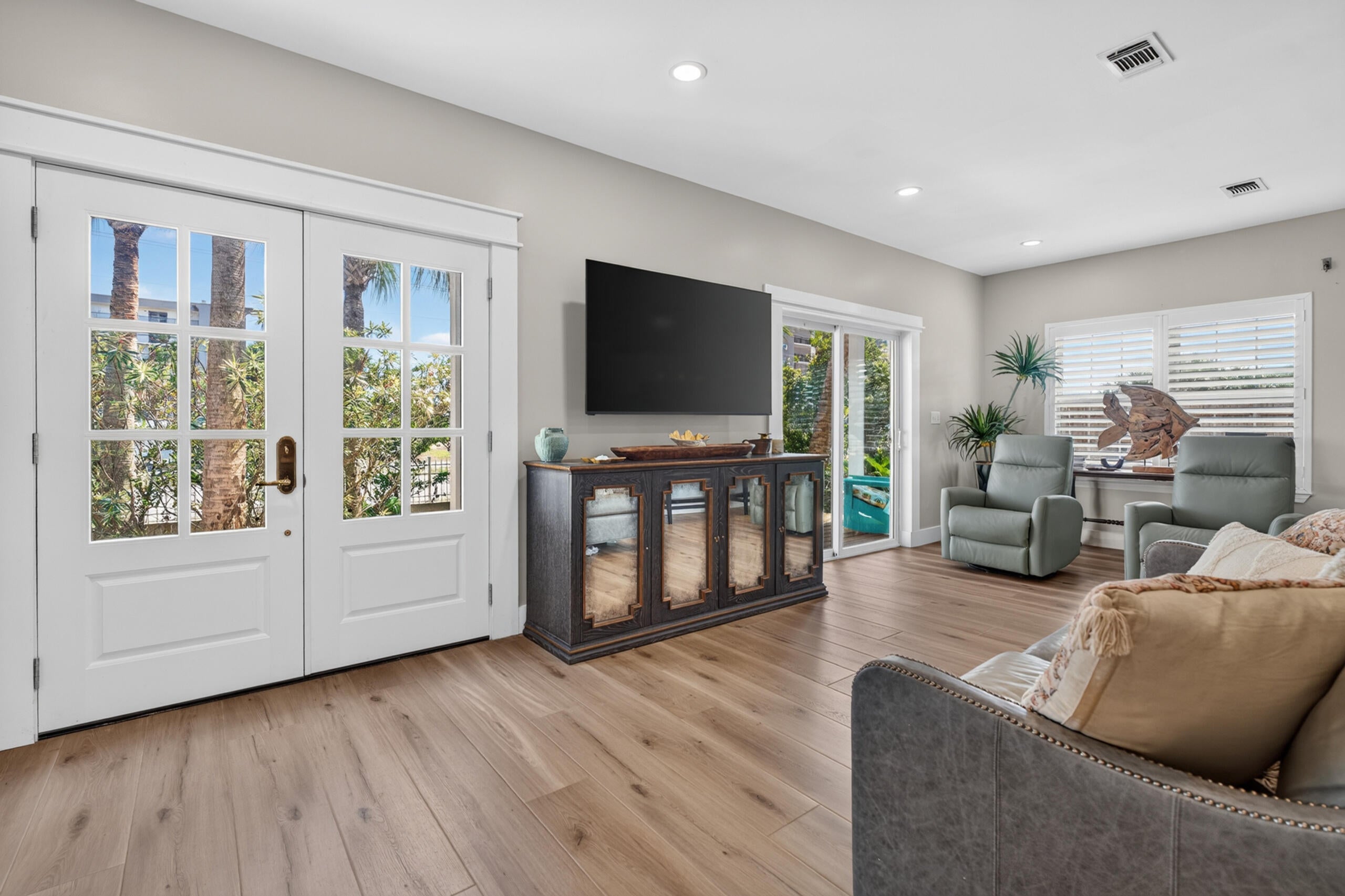 SANTA ROSA ISLAND - Residential