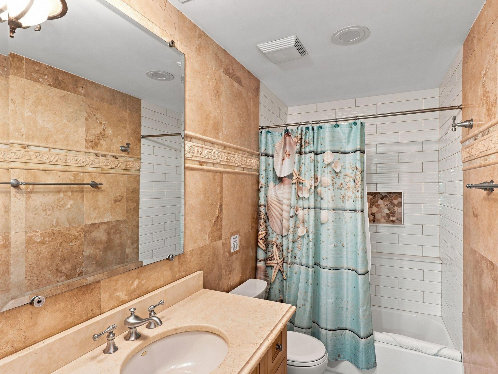 AUGUSTA VILLAGE CONDO - Residential