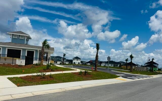 THE BLUFFS AT LAFAYETTE - Residential