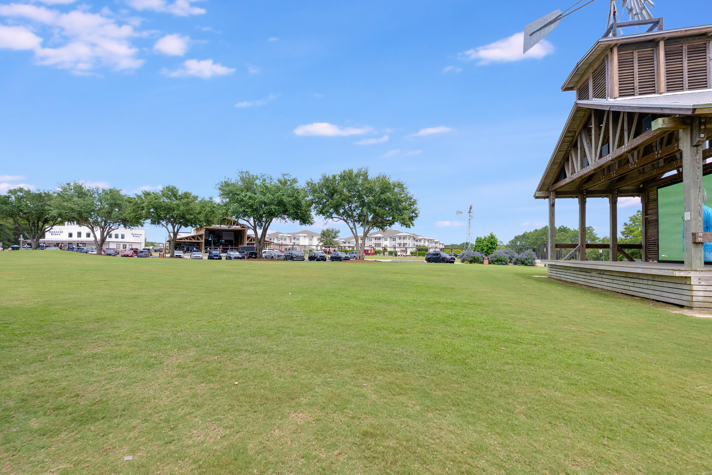 HAMMOCK BAY - Residential