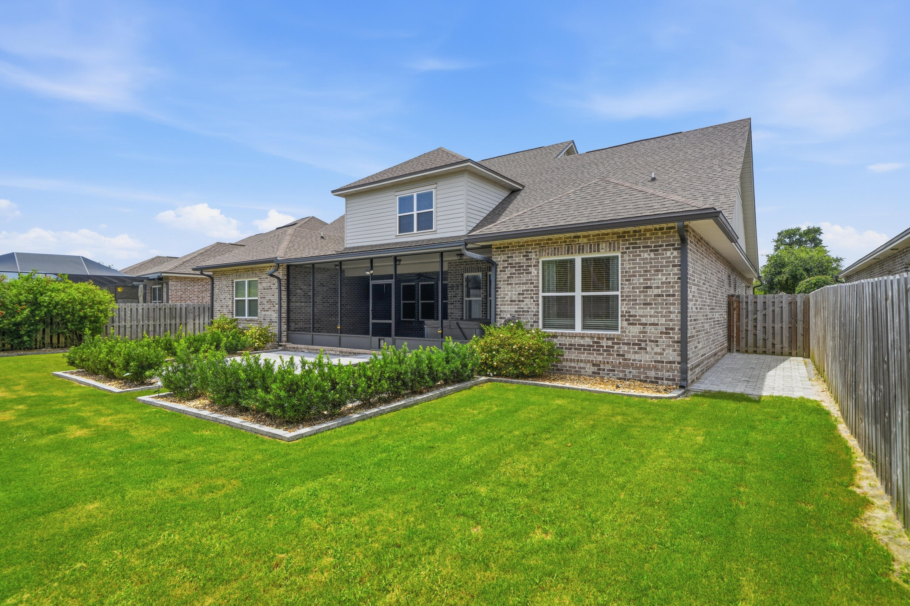 HAMMOCK BAY - Residential