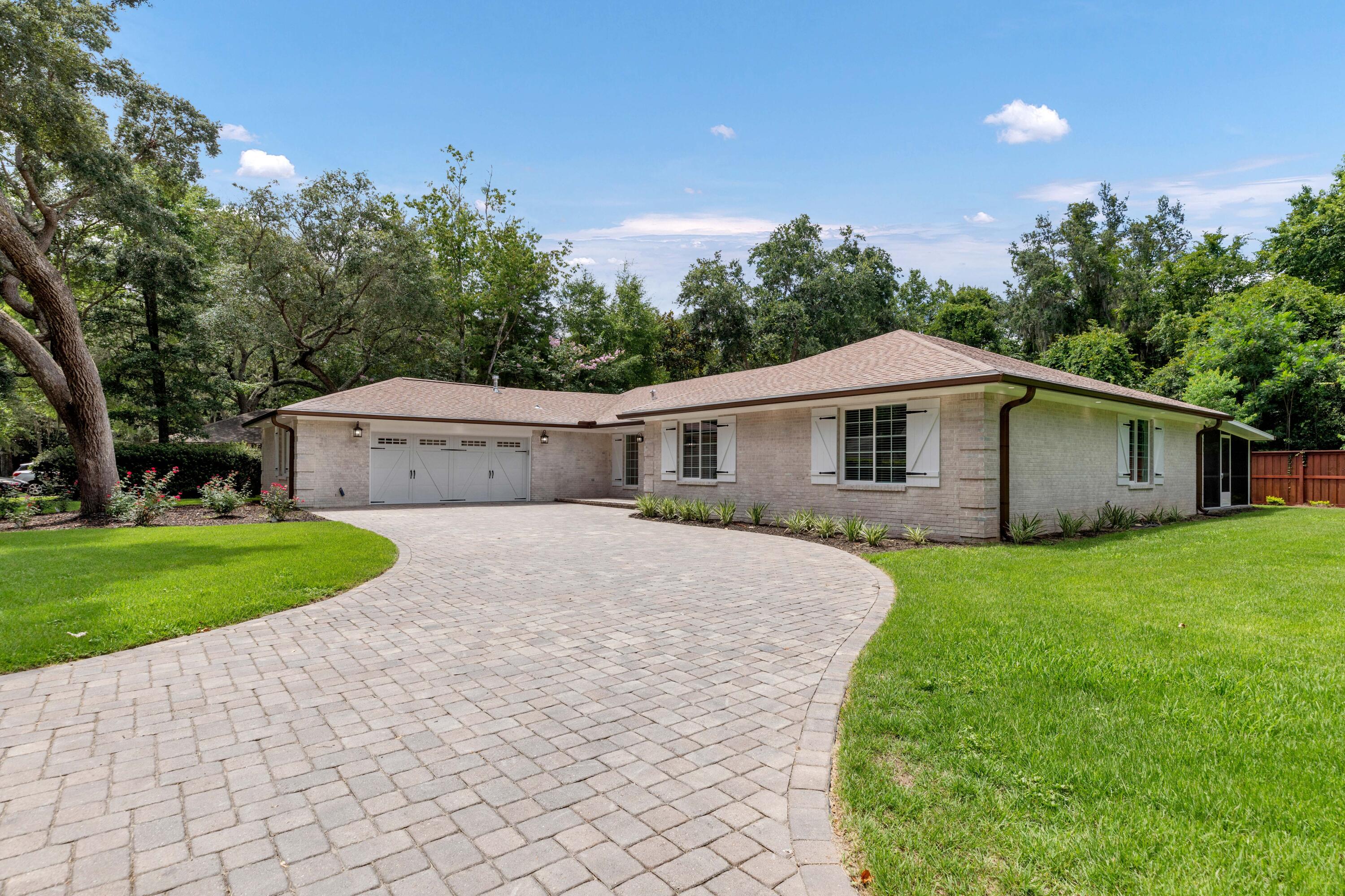 Now $769,000 + up to $15,000 in seller credit toward buyer closing costs or an interest-rate buydown. But that's not the only reason to take a closer look at 343 Oaklake Lane.

Set on a 0.40-acre lot in Bluewater Bay, this updated single-story home gives you something that's getting harder to find: room for what comes next. The spacious backyard leaves room to imagine outdoor living, a future pool, additional living space for guests or extended stays, or simply enjoy the extra space as it is.

Inside, much of the heavy lifting has already been done. Improvements completed between 2019-2024 include hurricane-rated updates, Trane HVAC & ductwork, copper wiring, spray-foam insulation, plus extensive interior & exterior renovations. The kitchen features quartzite countertops, solid maple cabinetry & updated appliances, with vaulted ceilings & a gas fireplace.

A heated/cooled Florida room leads to an impressive 833-square-foot screened porch overlooking the fenced backyard, creating more room for morning coffee, game days & entertaining.

Enjoy the Bluewater Bay lifestyle with marina activities, golf, tennis, pickleball, pools & waterfront dining, just minutes from the Emerald Coast's sugar-white sand beaches.

The updates are here. The land gives you options. And the $15,000 seller credit gives you choices. Come see what you could do with all of it.

Buyer to verify all information deemed important. Seller credit subject to lender approval, loan-program limits & contract terms.