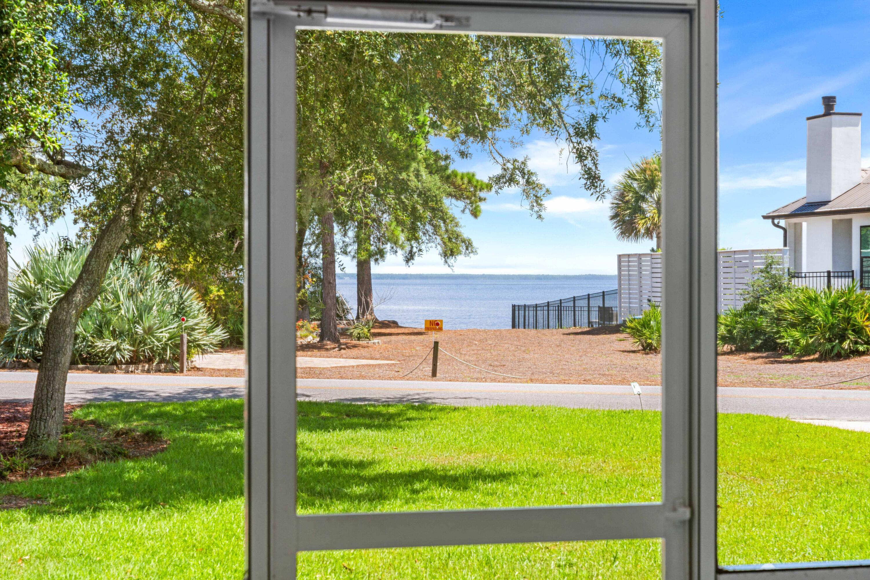 PELICAN BAY S/D - Residential