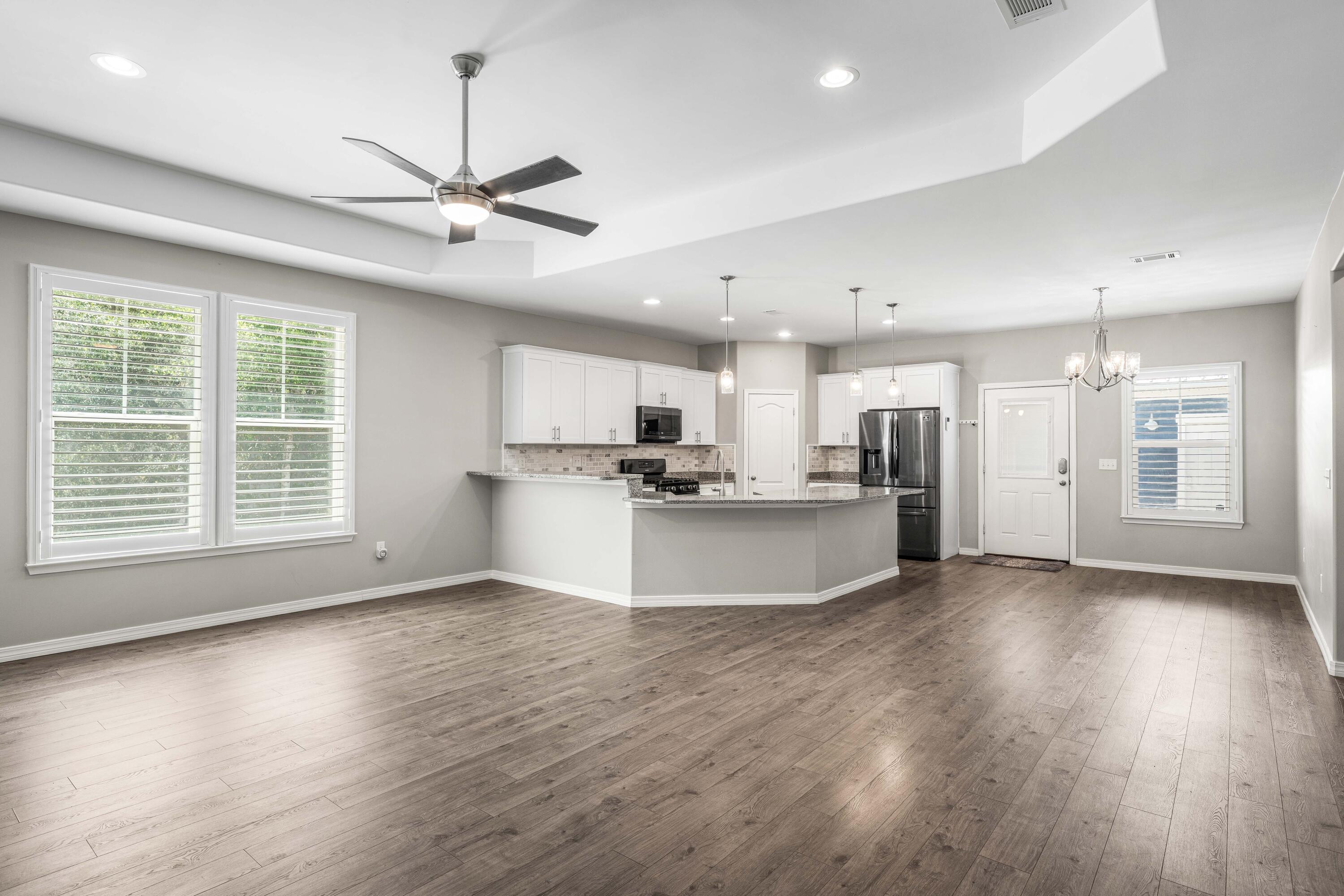 PELICAN BAY S/D - Residential