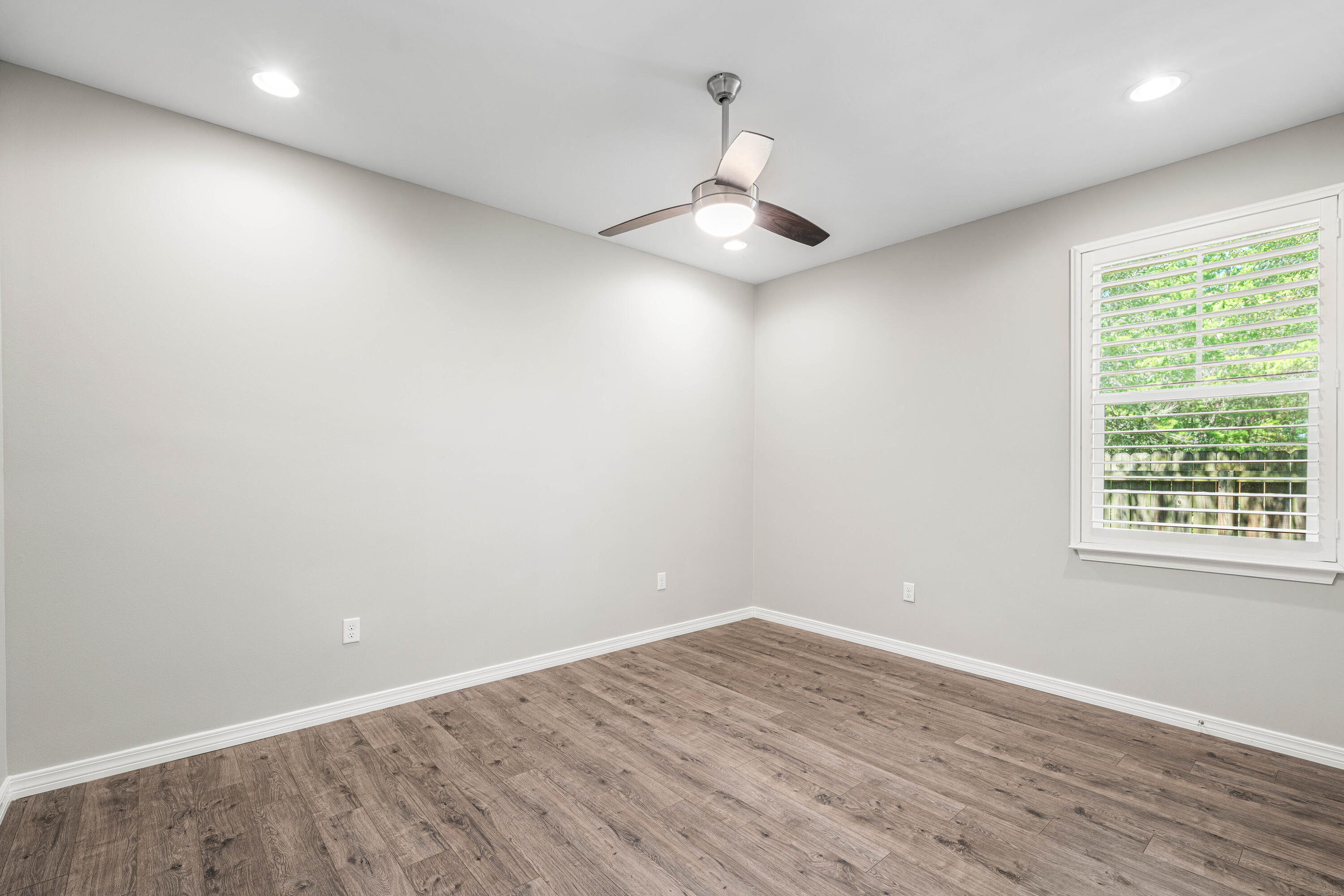 PELICAN BAY S/D - Residential