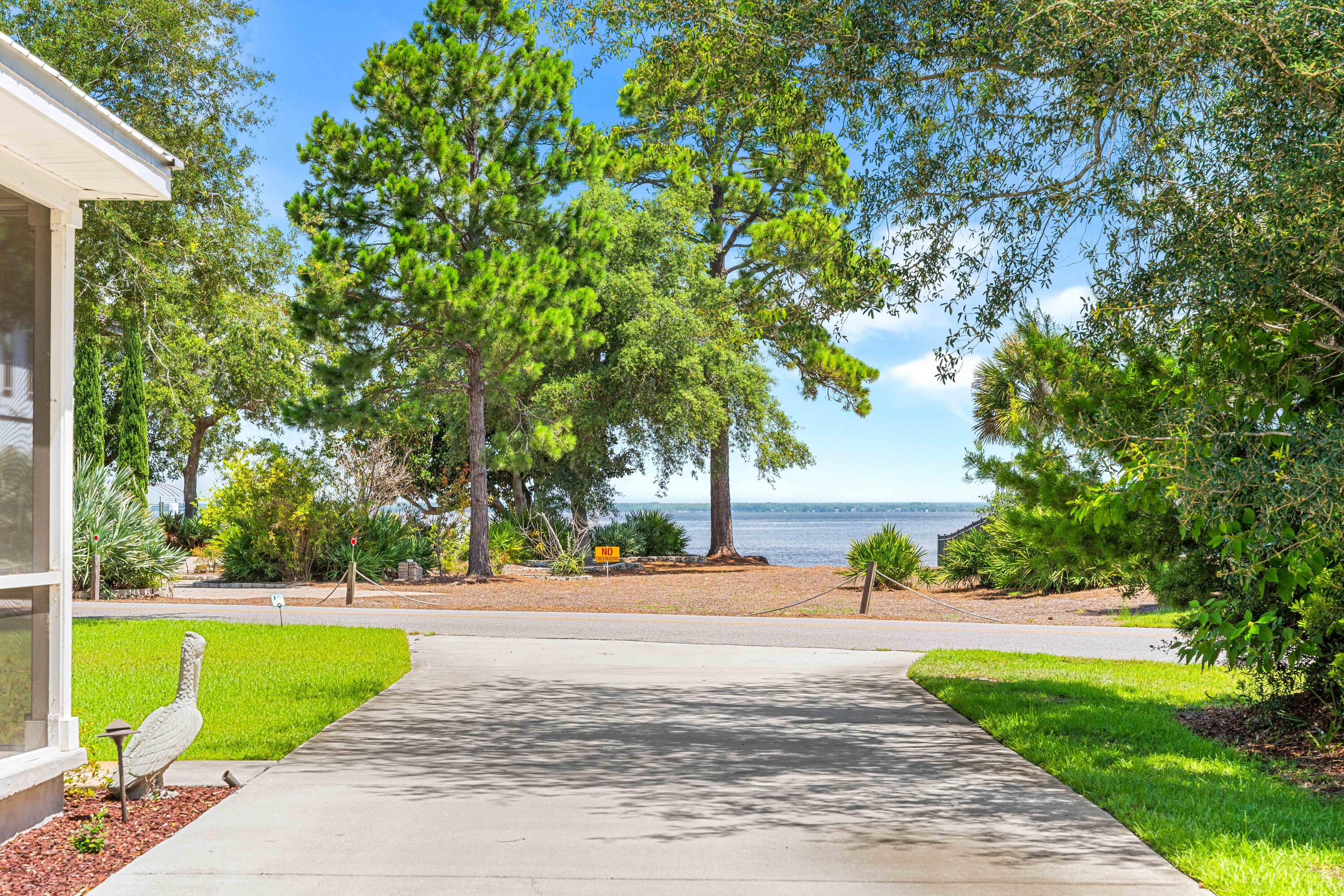 PELICAN BAY S/D - Residential