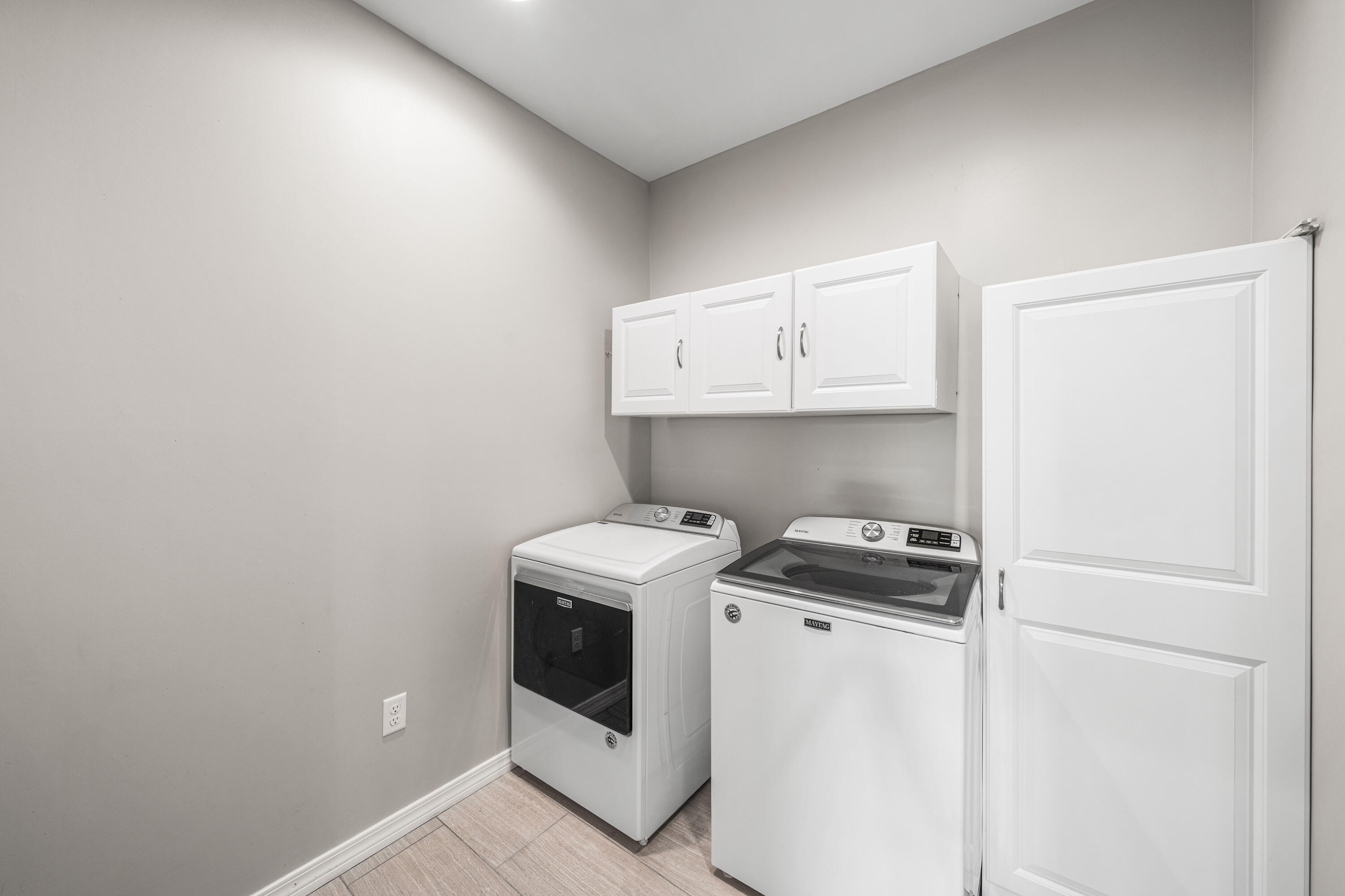 PELICAN BAY S/D - Residential